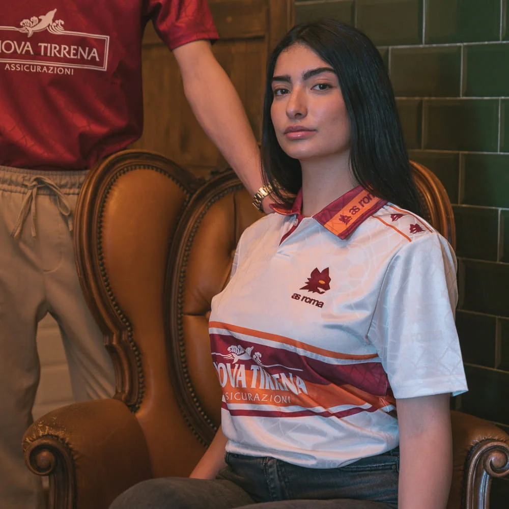 AS Roma 1994 - 95 Away Retro Football Shirt