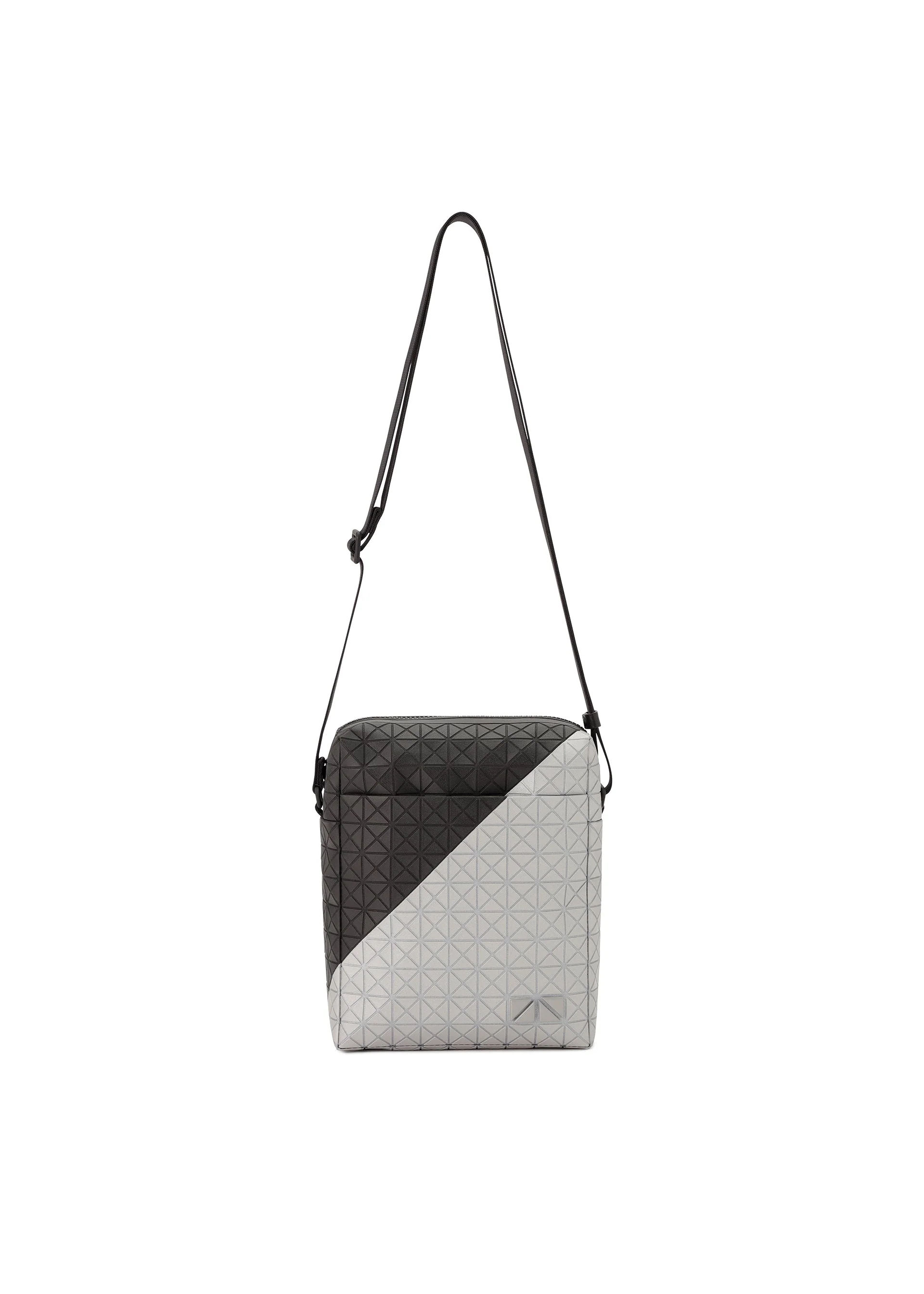 VOYAGER CROSSBODY BAG