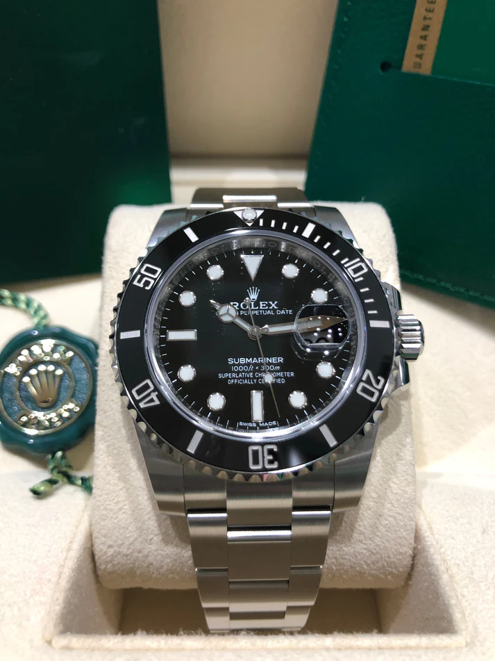Rolex Submariner Oyster Perpetual Date 40mm 116610LN