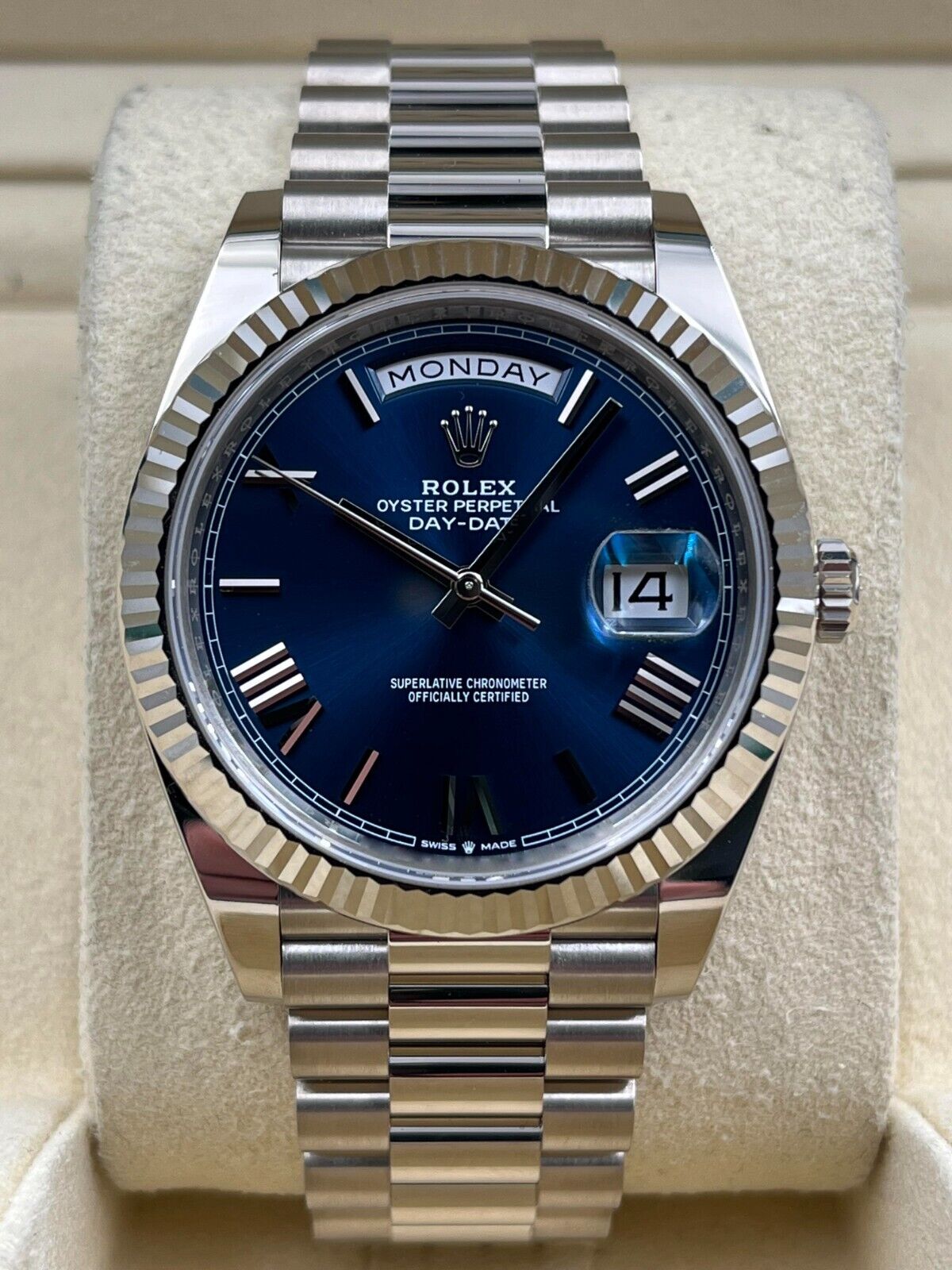 【Super Clone】RLX  Day-Date "President" 40mm White Gold Blue Roman Dial - 228239
