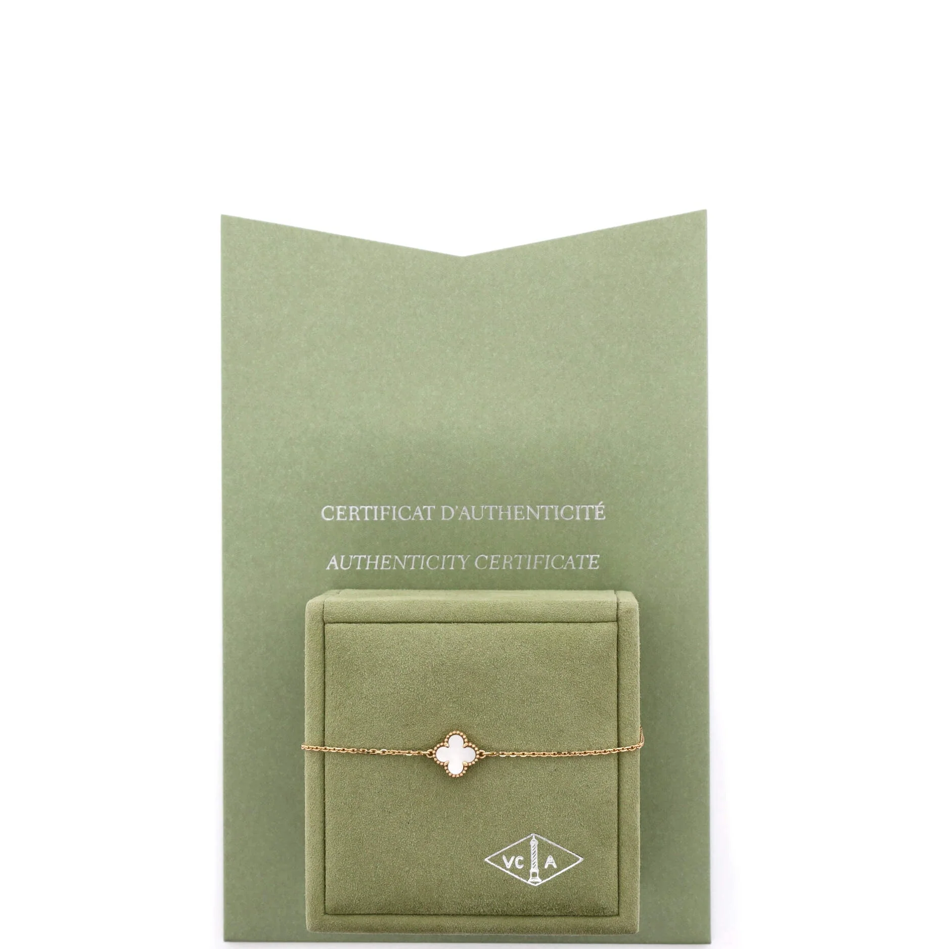 Sweet Alhambra Bracelet 18K Yellow Gold and Mother of Pearl