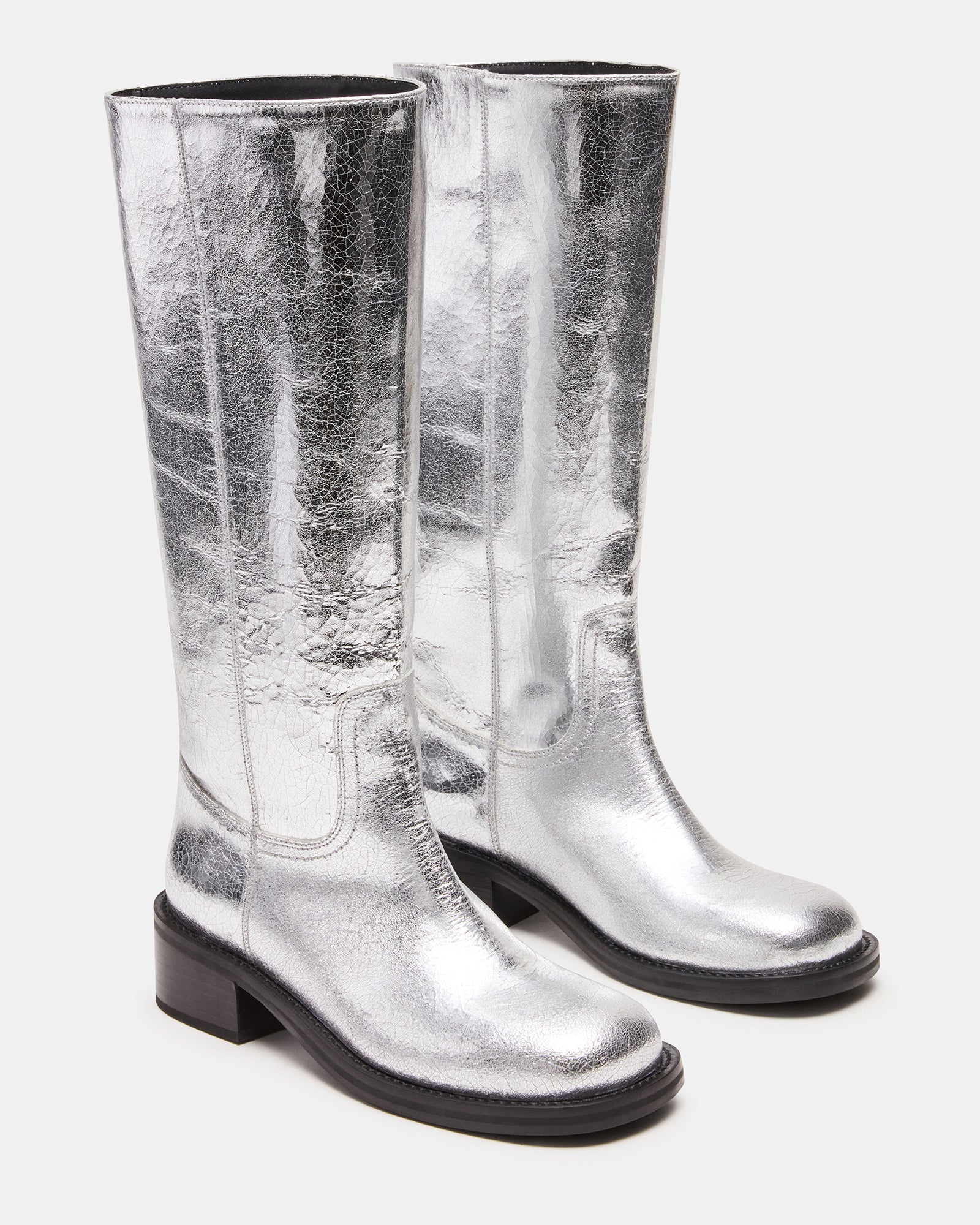Riggs Silver Leather