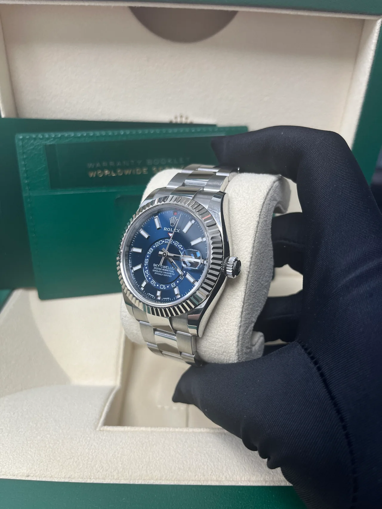 Rolex Sky-Dweller Blue Dial Stainless Steel 326934-0003 Oyster Replica