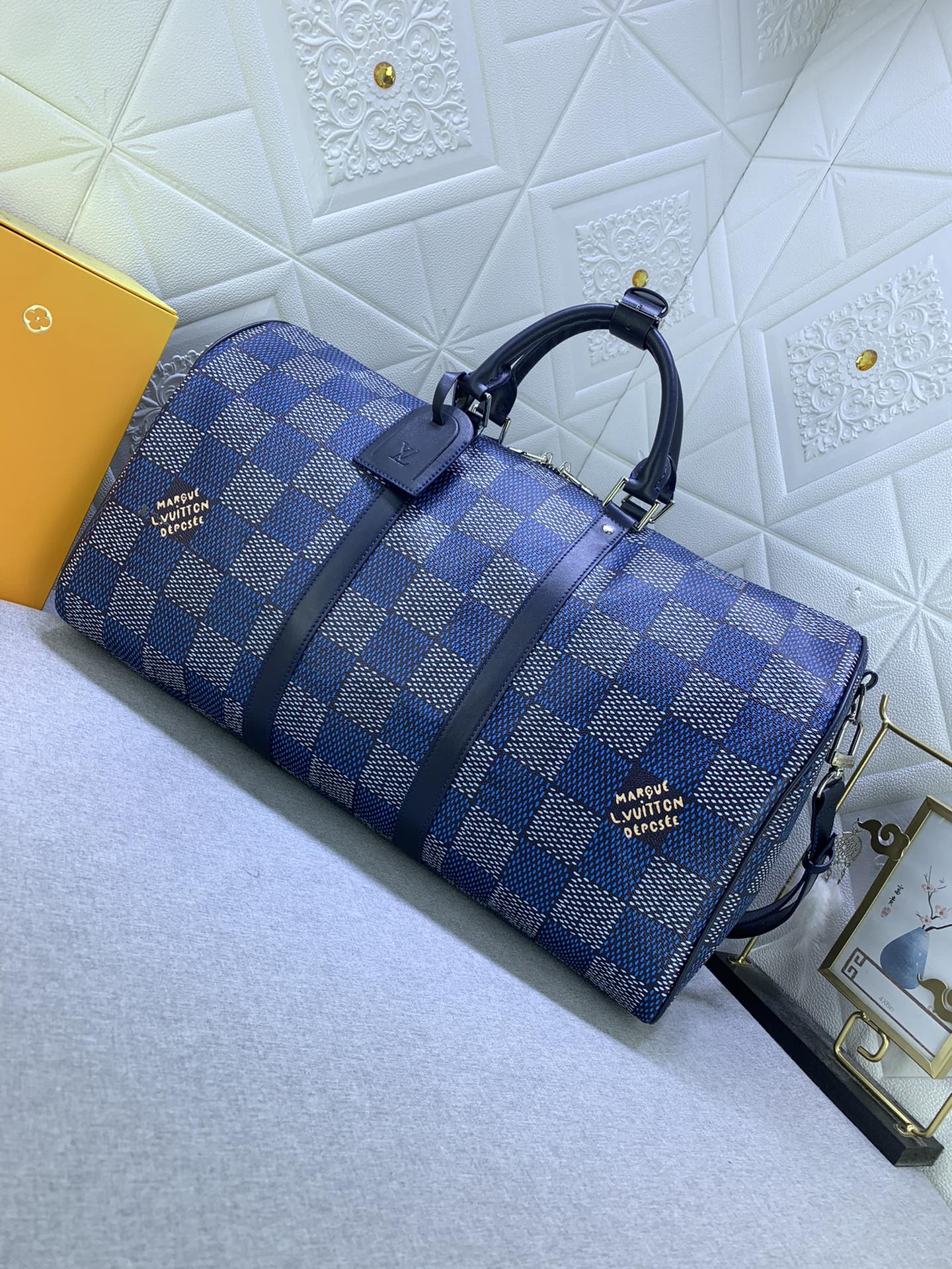 Louis Vuitton M46081 Keepall Bandoulière 50 Travel Bags Size 50*29*23cm