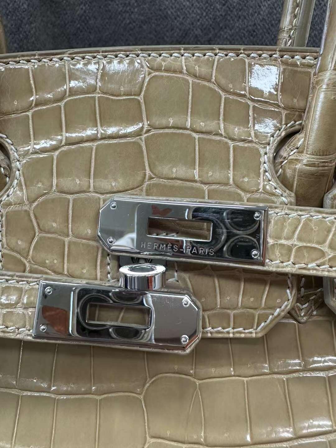 Hermes beige silver buckle shiny inverted V crocodile birkin 25-30CM customization