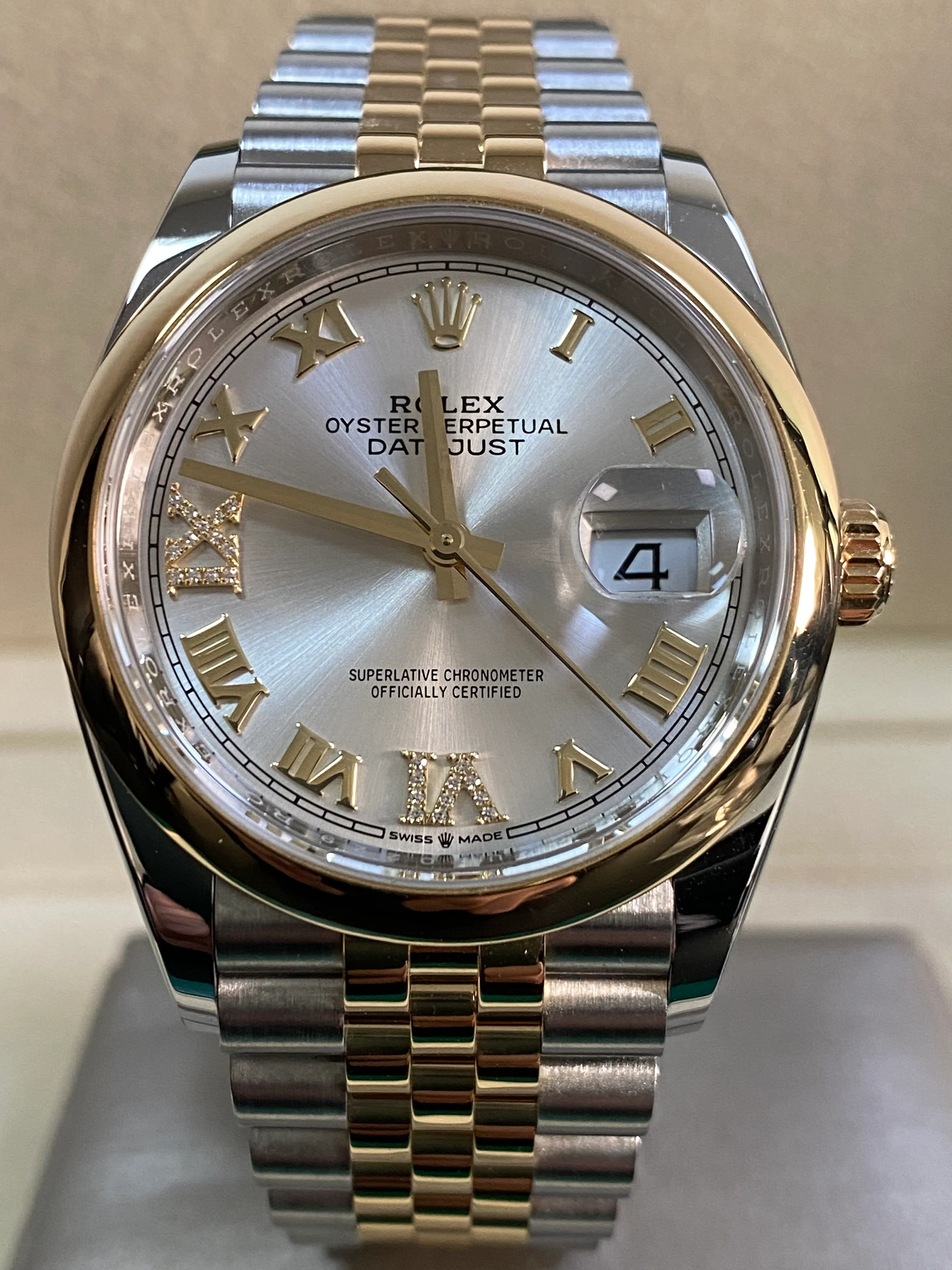 Rolex Steel and Yellow Gold Datejust 36 - Domed Bezel - Silver Roman Diamond-Set Dial - Jubilee Bracelet - 126203