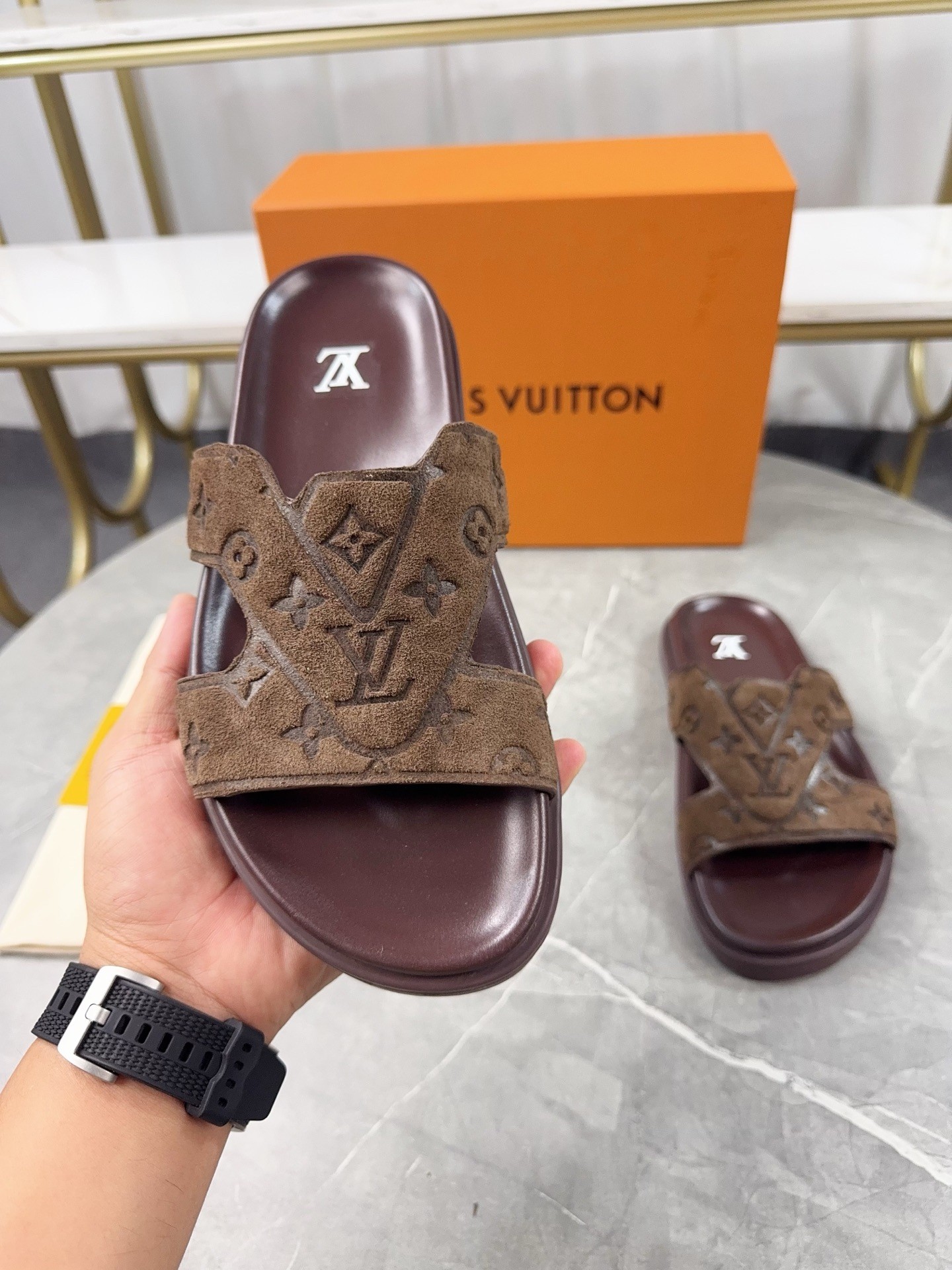 L X V SLIPPERS(Multiple colors) detail 11