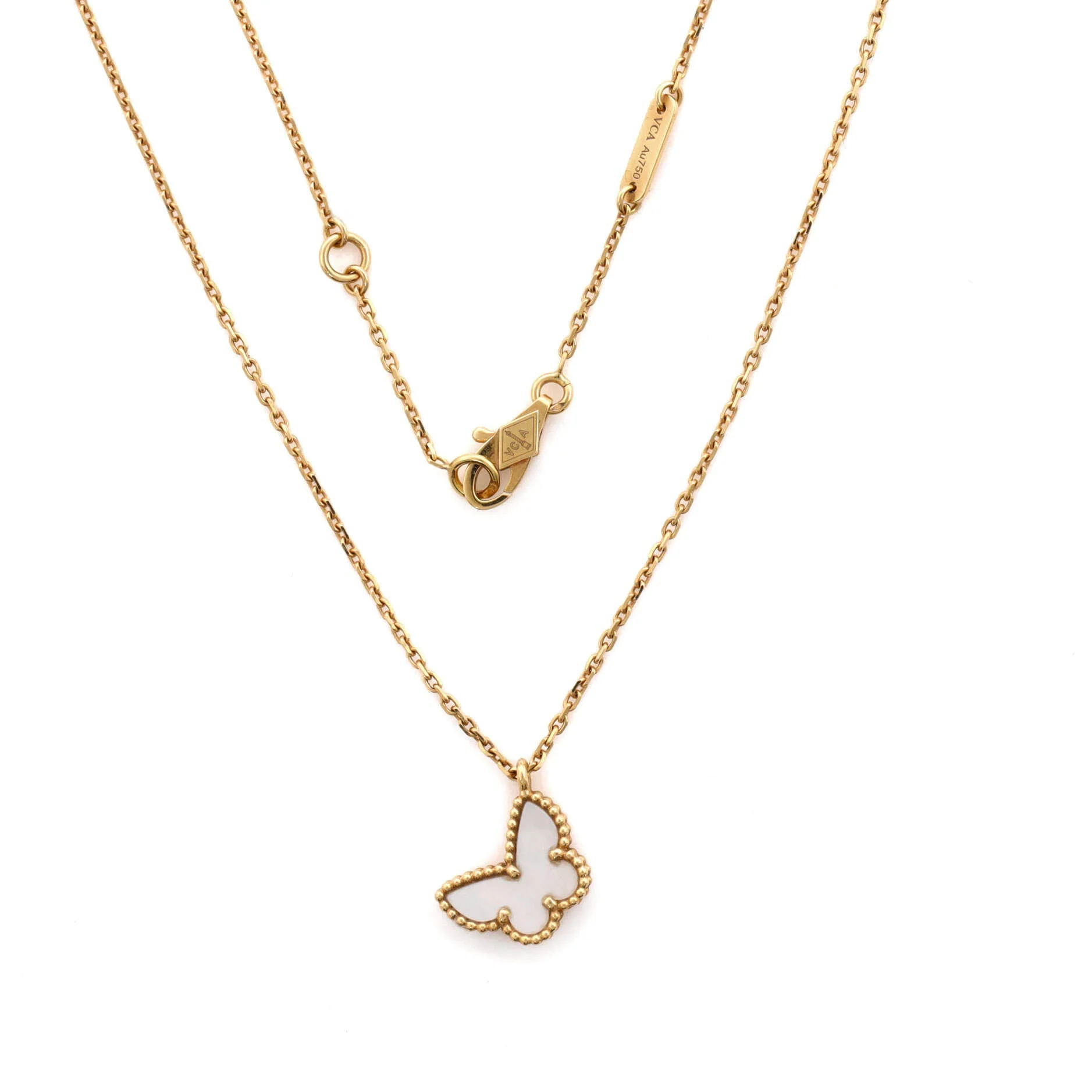 Sweet Alhambra Butterfly Pendant Necklace 18K Yellow Gold and Mother of Pearl