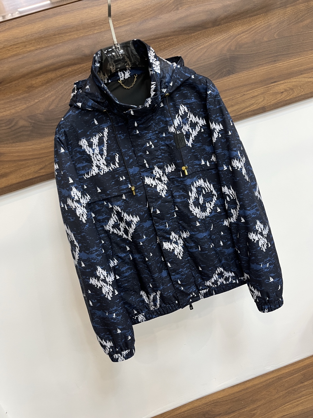 Louis Vuitton Unisex Jacket Size M-XXXL