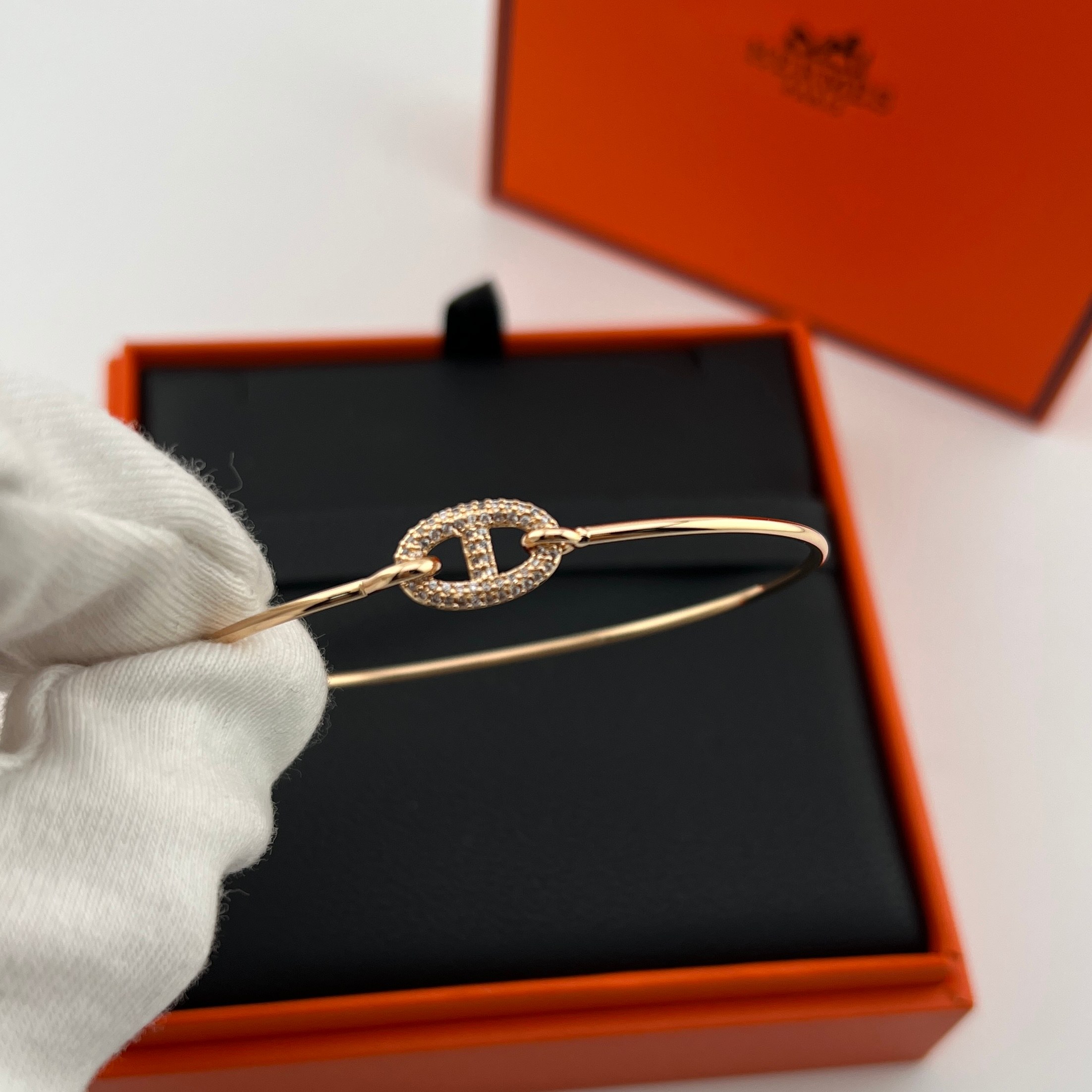 Pig nose shaped bracelet - Artisantouchss