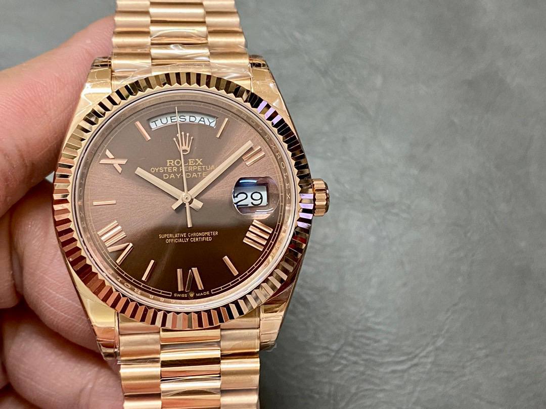 Rolex Day-Date 228235 Chocolate Brown Dial Fluted Bezel 40mm Mens Replica Watch