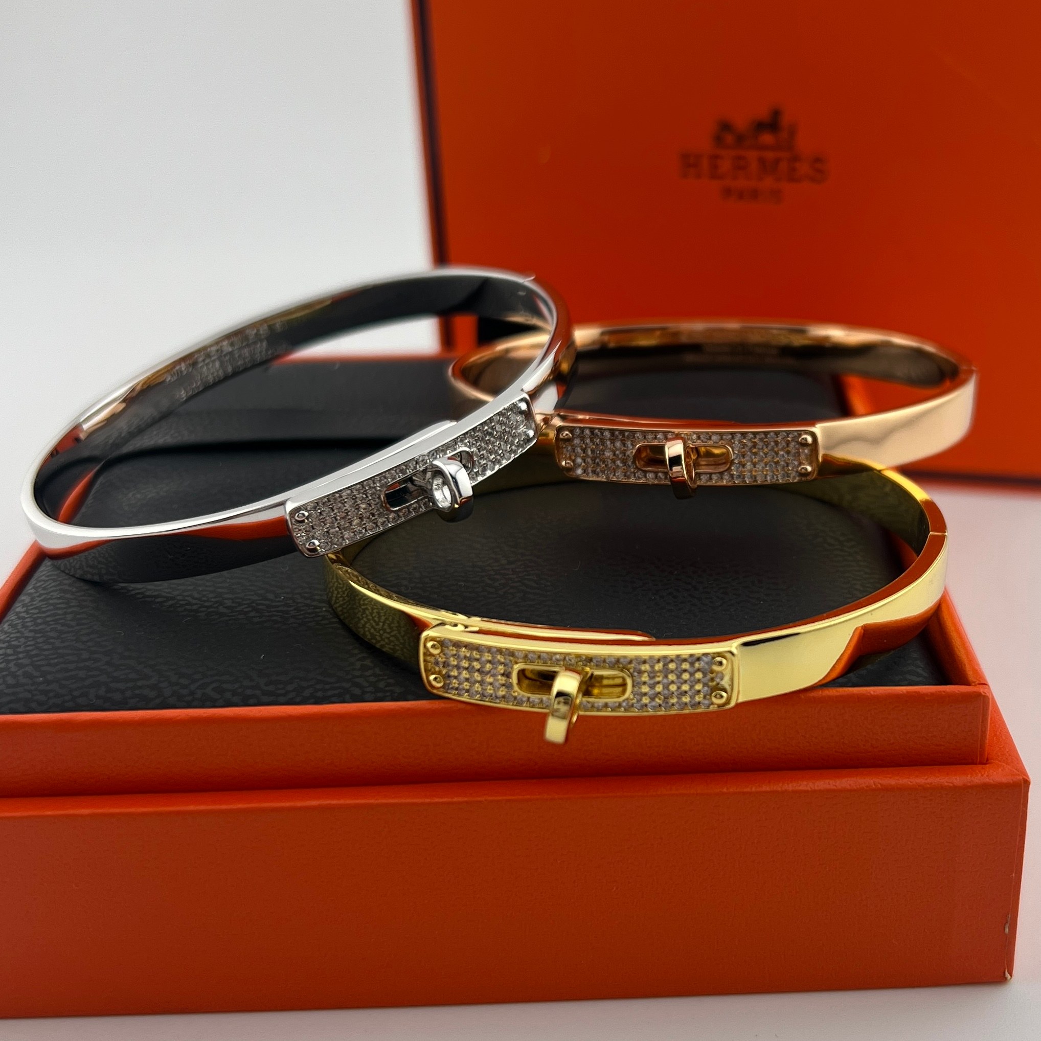 Kelly half-diamond bracelet - Artisantouchss