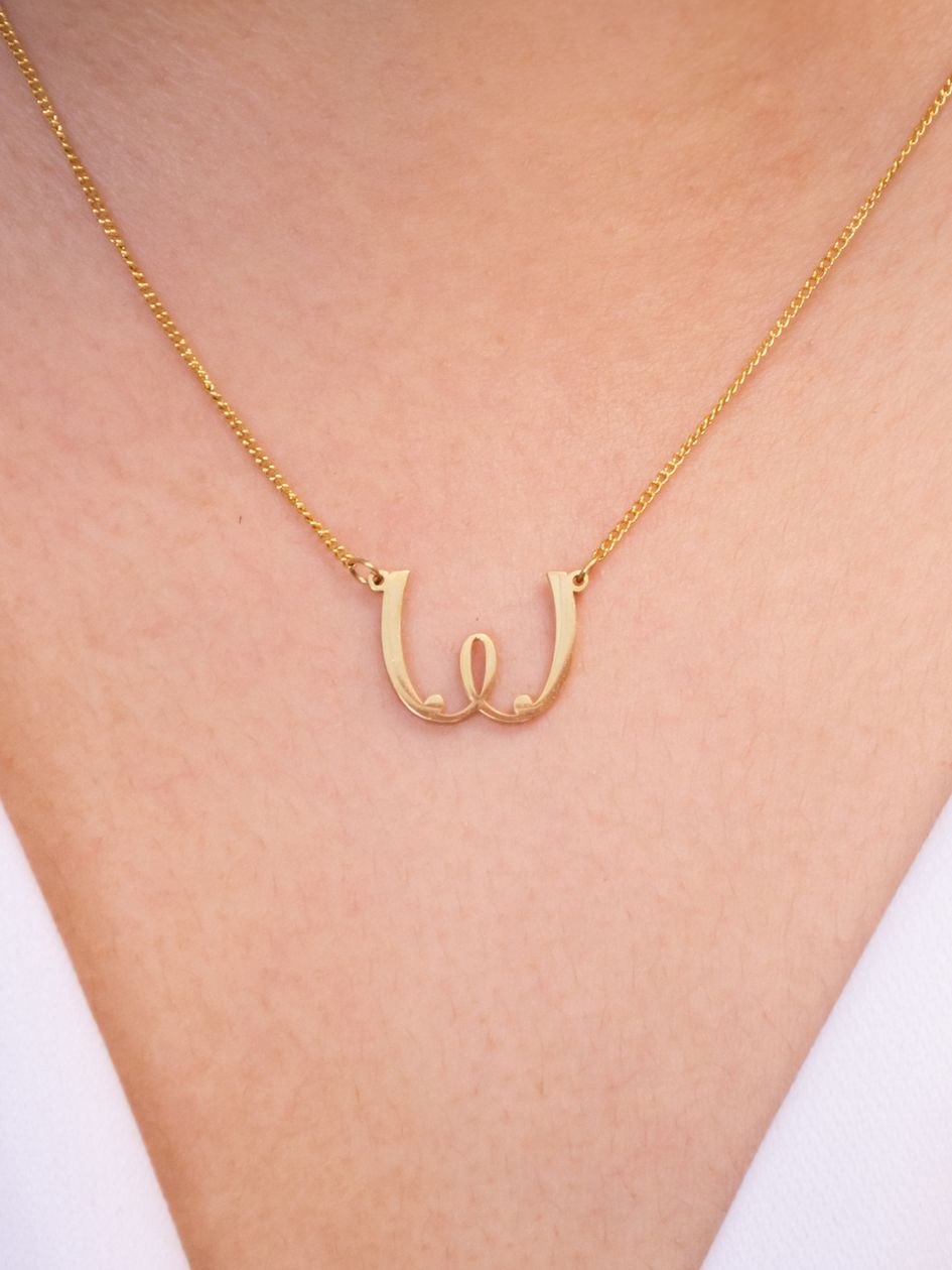 Womanizer Boob Necklace Supporting Breast Cancer Research