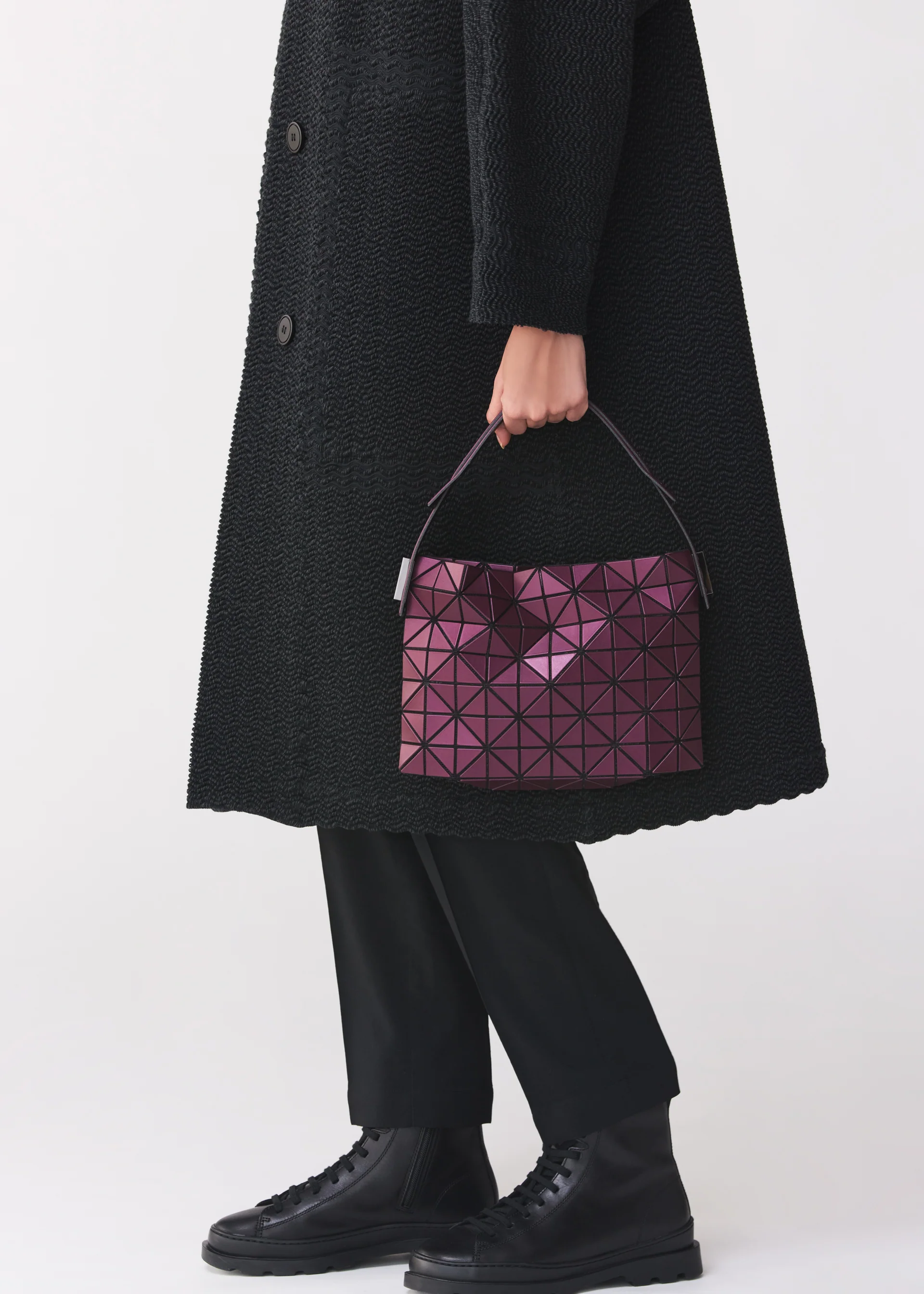 BAGUETTE METALLIC HANDBAG