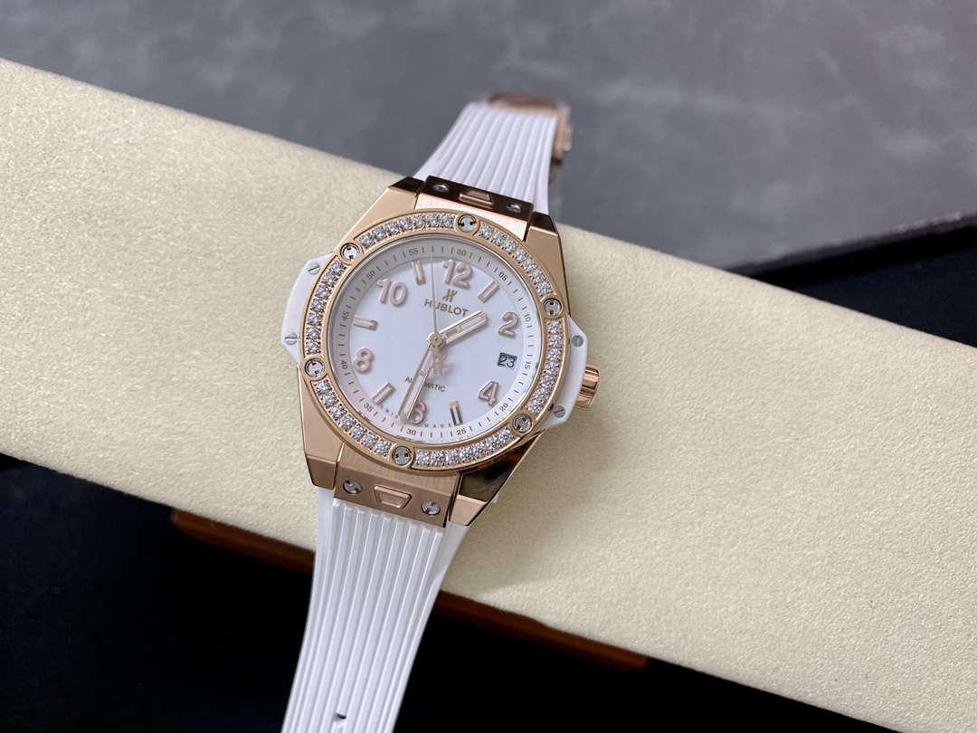 Hublot Big Bang One Click 485.OE.2080.RW.1204 33mm Ladies Watch