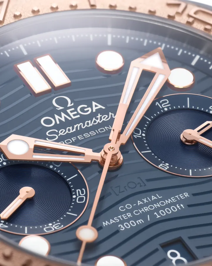 SEAMASTERDIVER 300M44 MM, TITANIUM ? TANTALUM ? SEDNA GOLD ON TITANIUM ? TANTALUM ? SEDNA GOLD