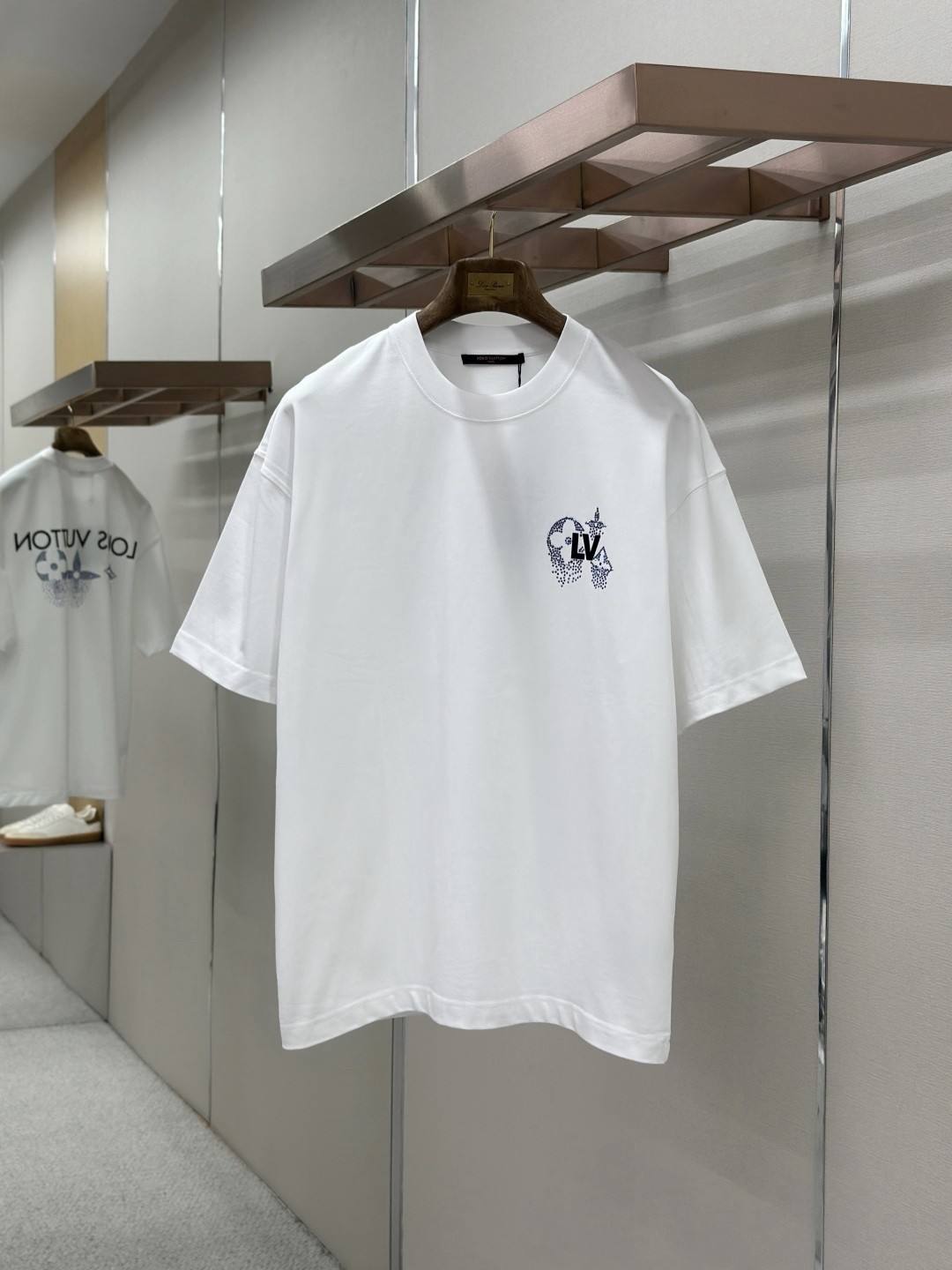 L X V T-Shirts
