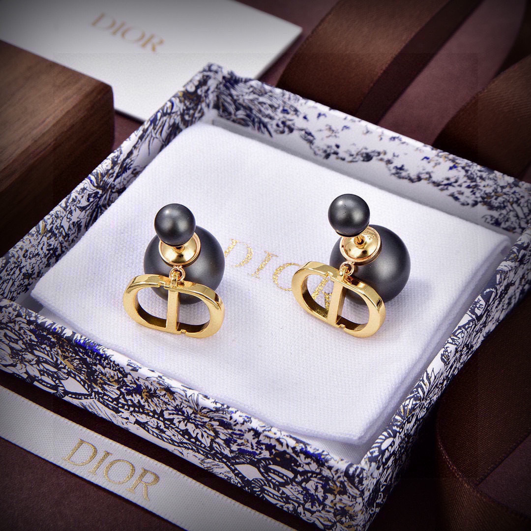 Dior Earrings
