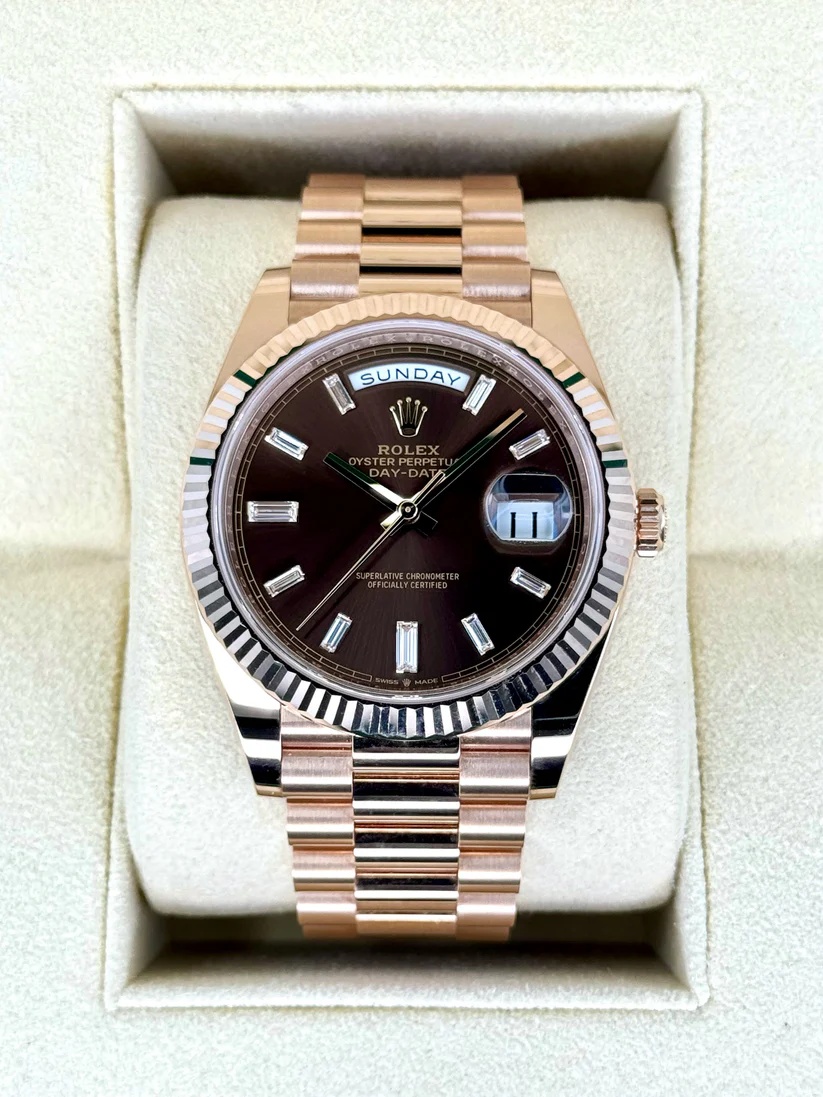 【Super Clone】RLX  Day-Date "President" 40mm Everose Gold Chocolate Diamond Baguette Dial - 228235