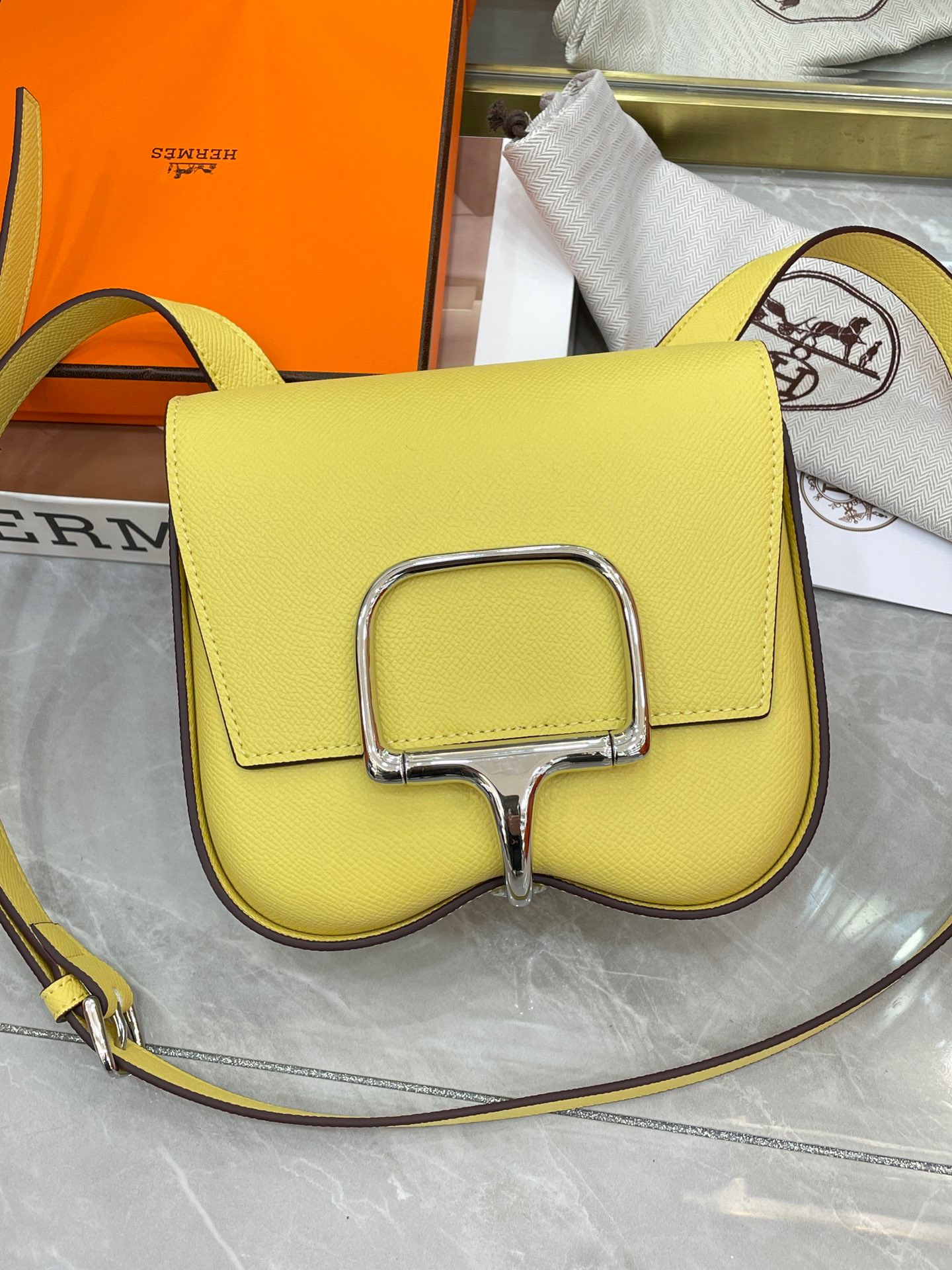 Hermes Della 19 Epsom