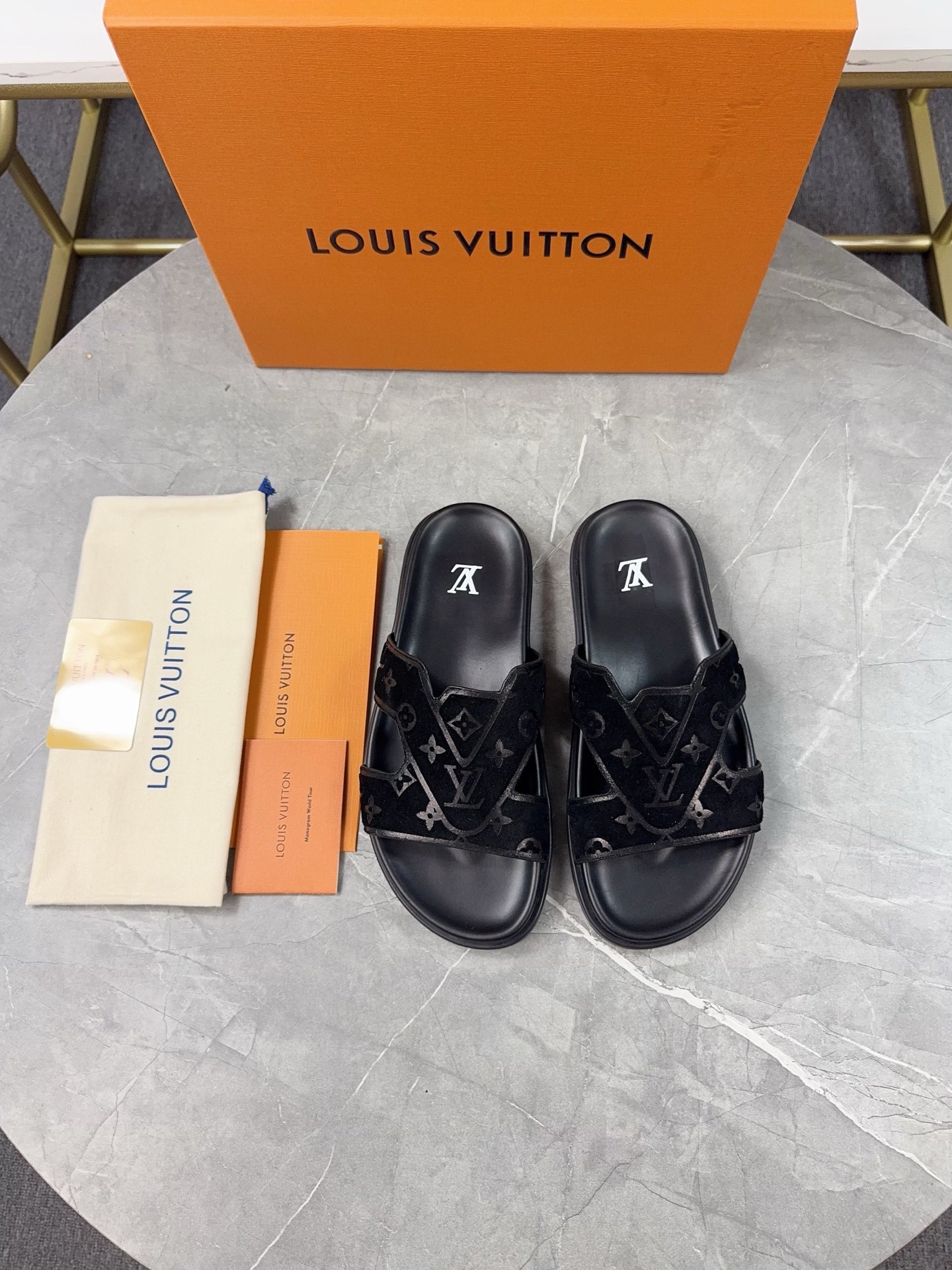 L X V SLIPPERS(Multiple colors) detail 9