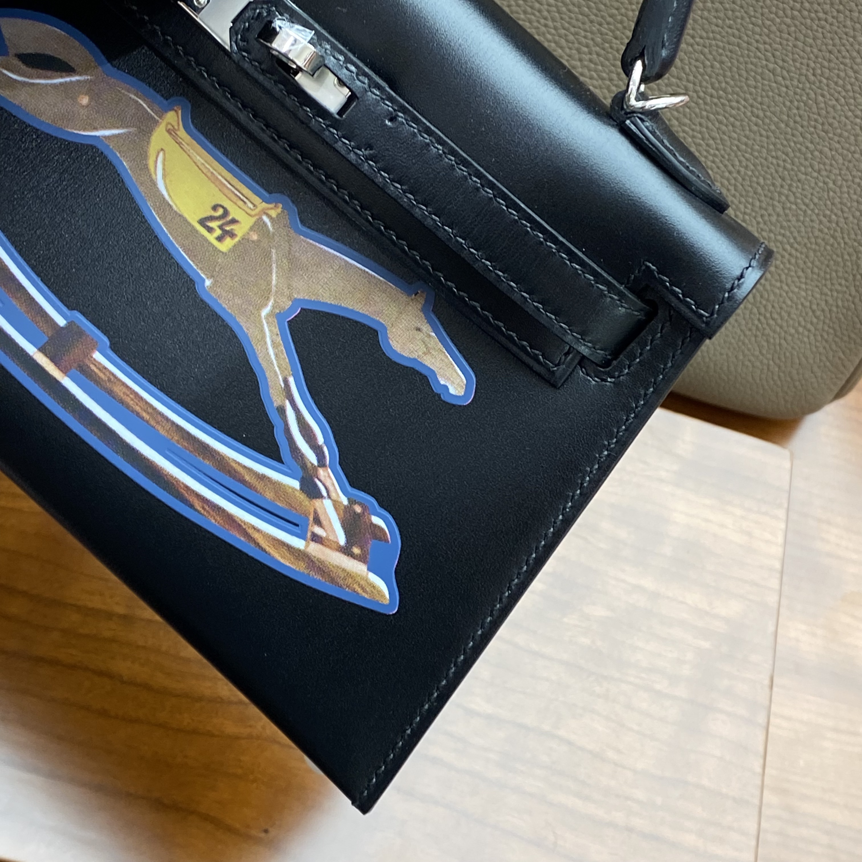 Kelly Mini 19 Custom-made