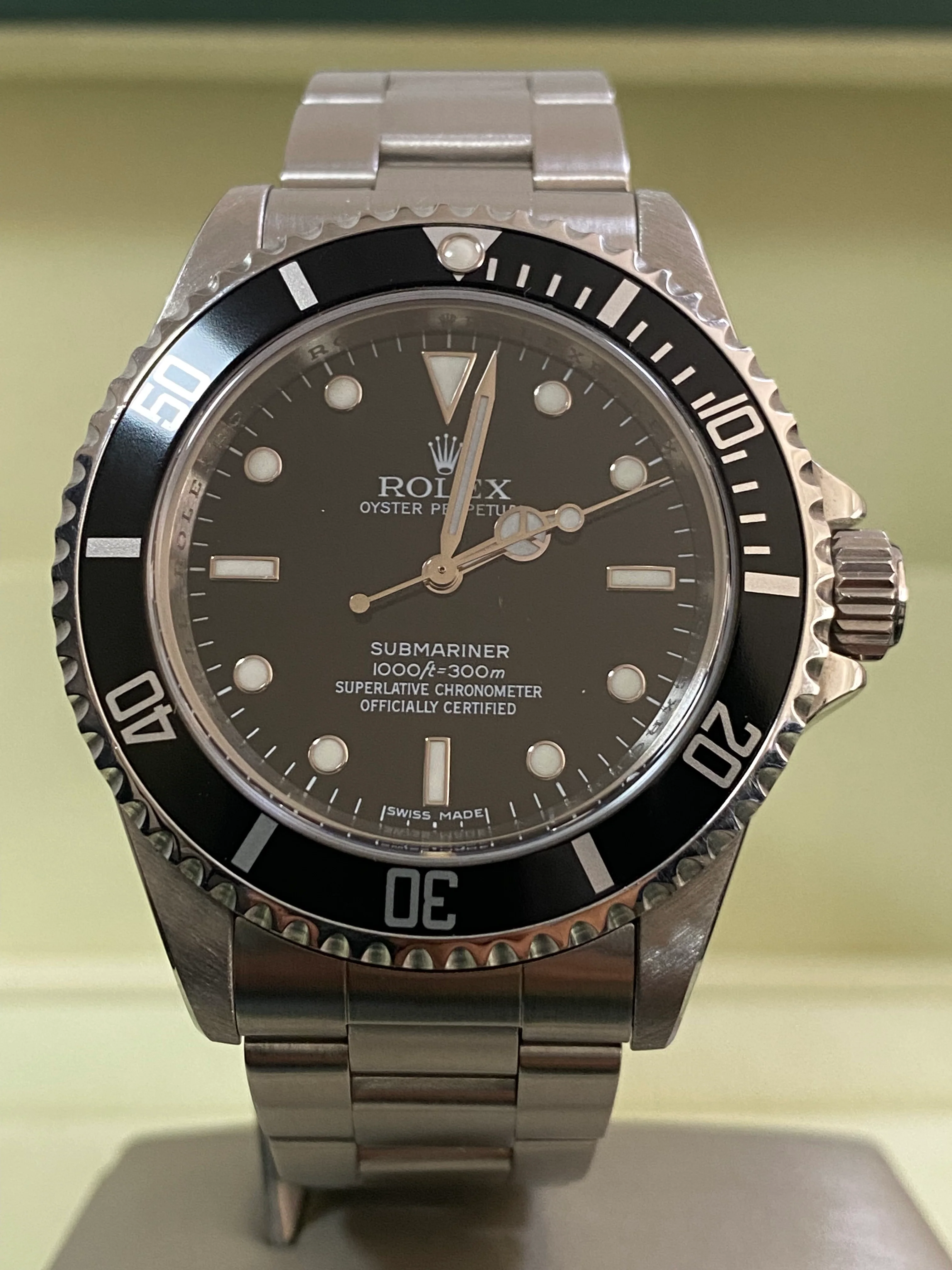 Rolex,Submariner Steel No Date Submariner - 2008 - Pre Ceramic Bezel - Black Dial - 14060M *FULL SET*