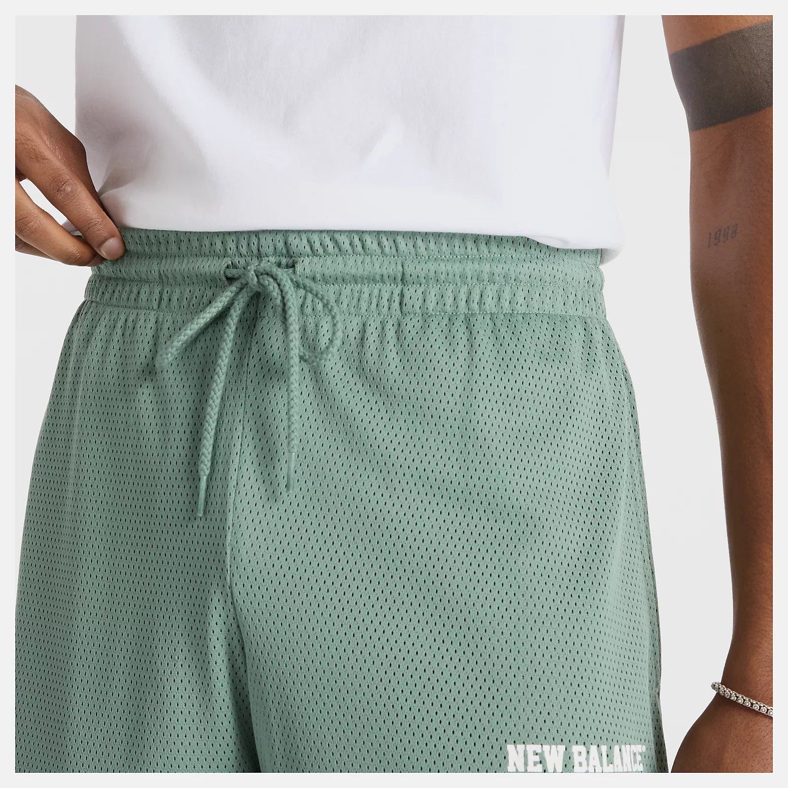 Heritage Mesh Graphic Short 5