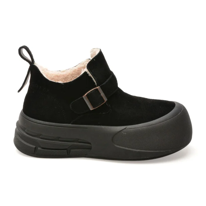 Ghete GRYXX negre, A6623, din piele intoarsa