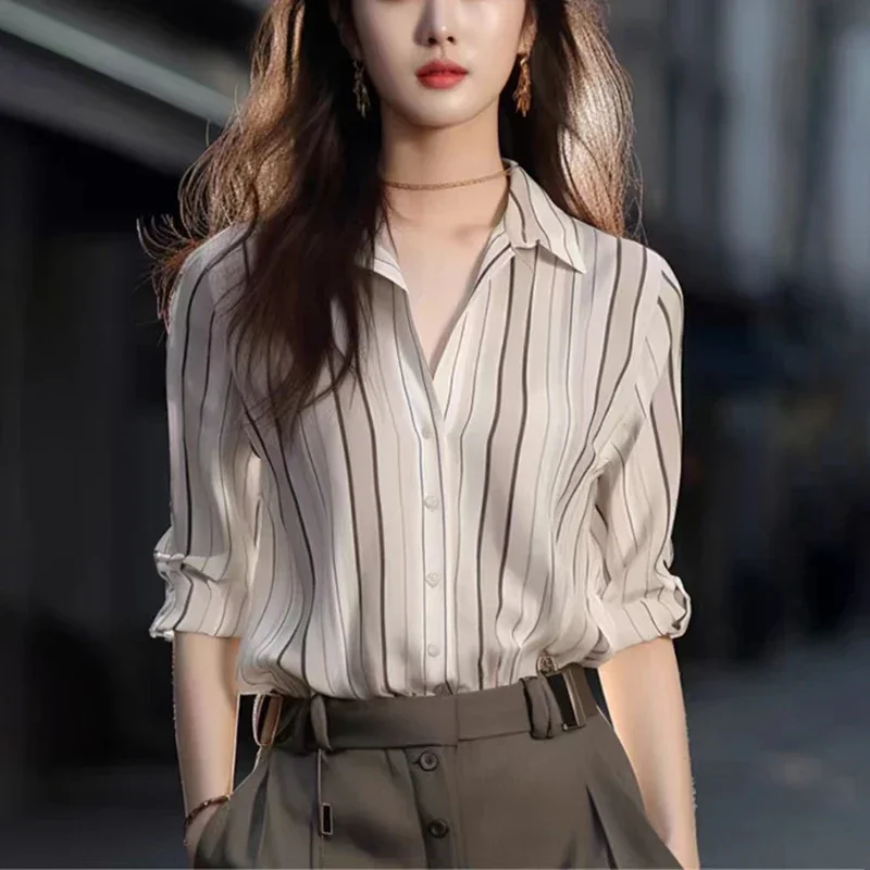 Stripe Women Shirt Vintage Blouse 2026 Fashion Spring Autumn Womens Tops Casual Female Clothing Loose Elegant Shirts for Women