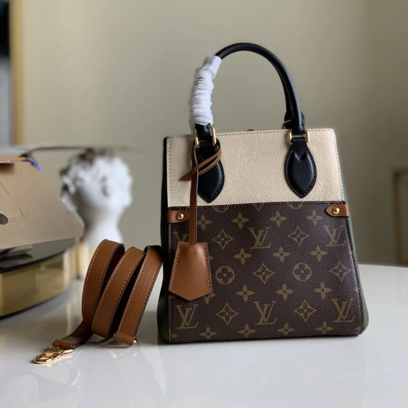 Louis Vuitton Fold Tote Pm M45388