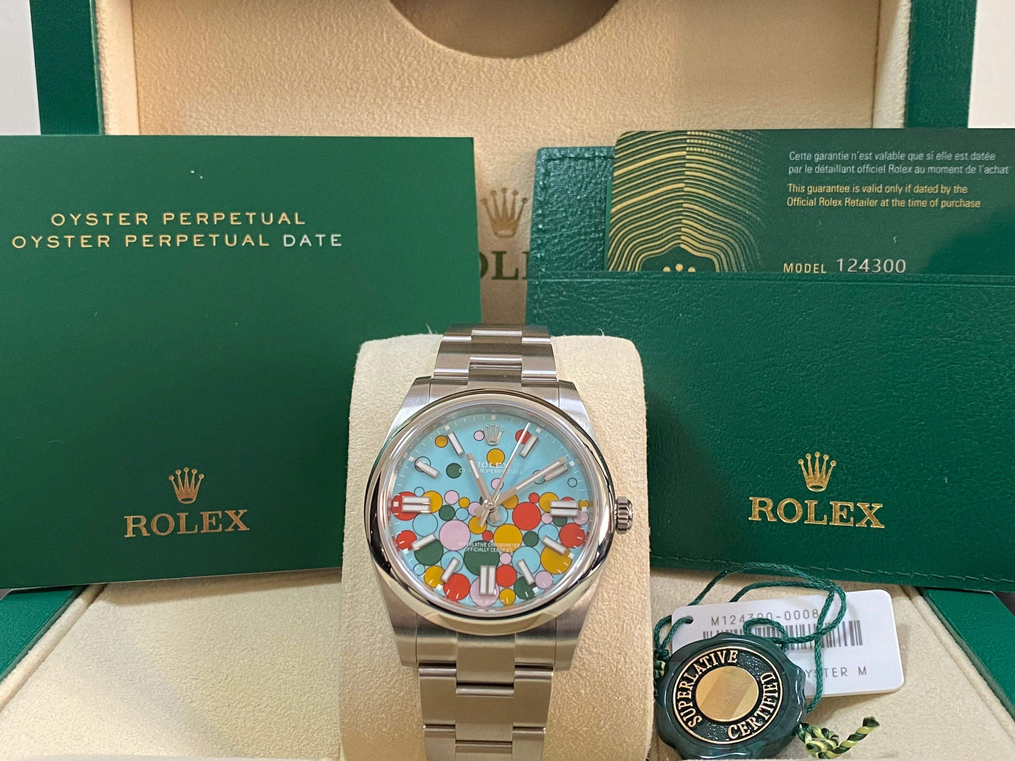 Rolex Oyster Perpetual 41 - Domed Bezel - Turquoise Blue Celebration-Motif Dial - Oyster Bracelet - 124300 *FULL SET*