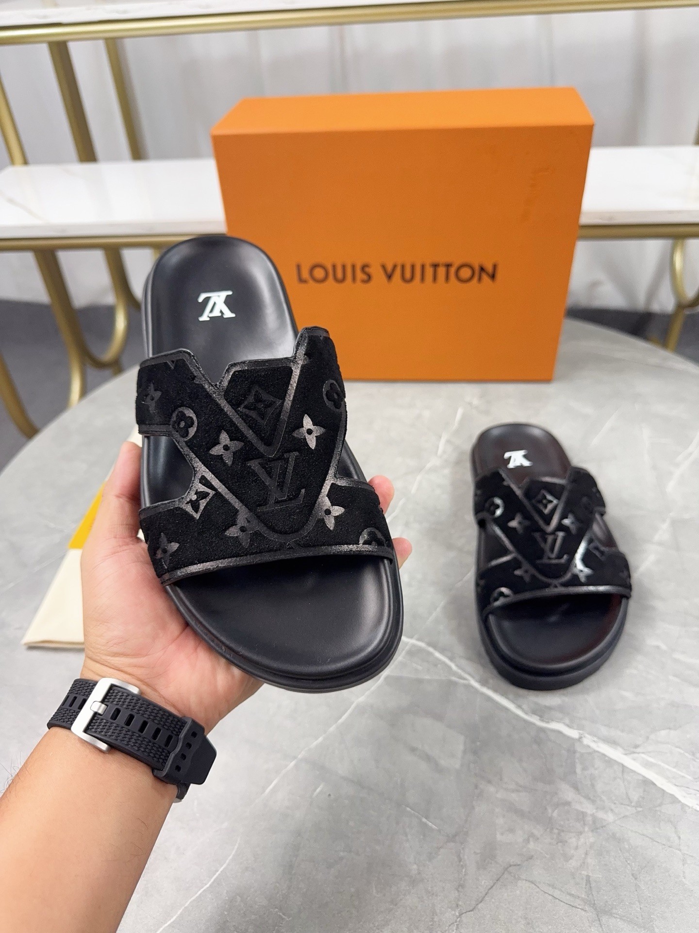 L X V SLIPPERS(Multiple colors) detail 5