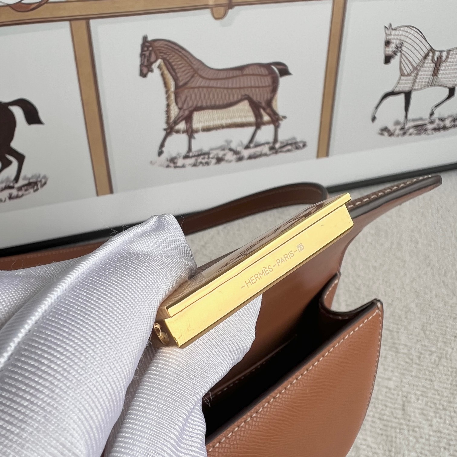 Hermes Constance Elan 24