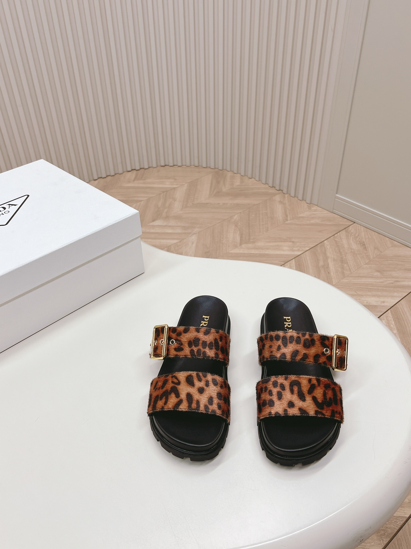 Prada 2024ss Slippers Size 36-40