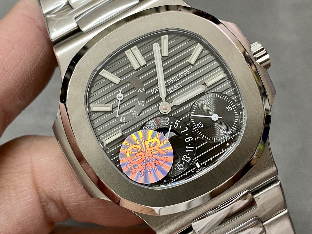 Patek Philippe Nautilus Moon Phase Stainless Steel 5712 1A 001 40mm