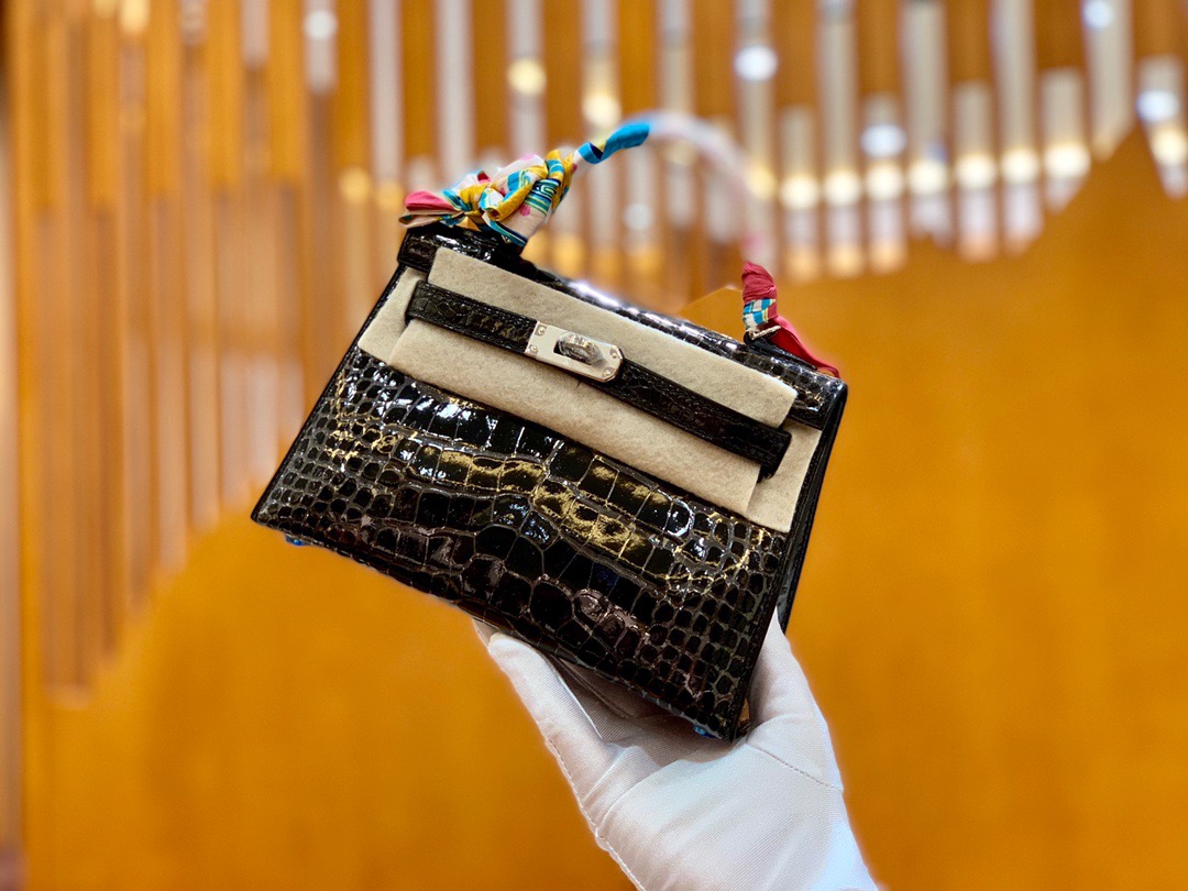Hermes Kelly2 Mini 19 crocodile skin