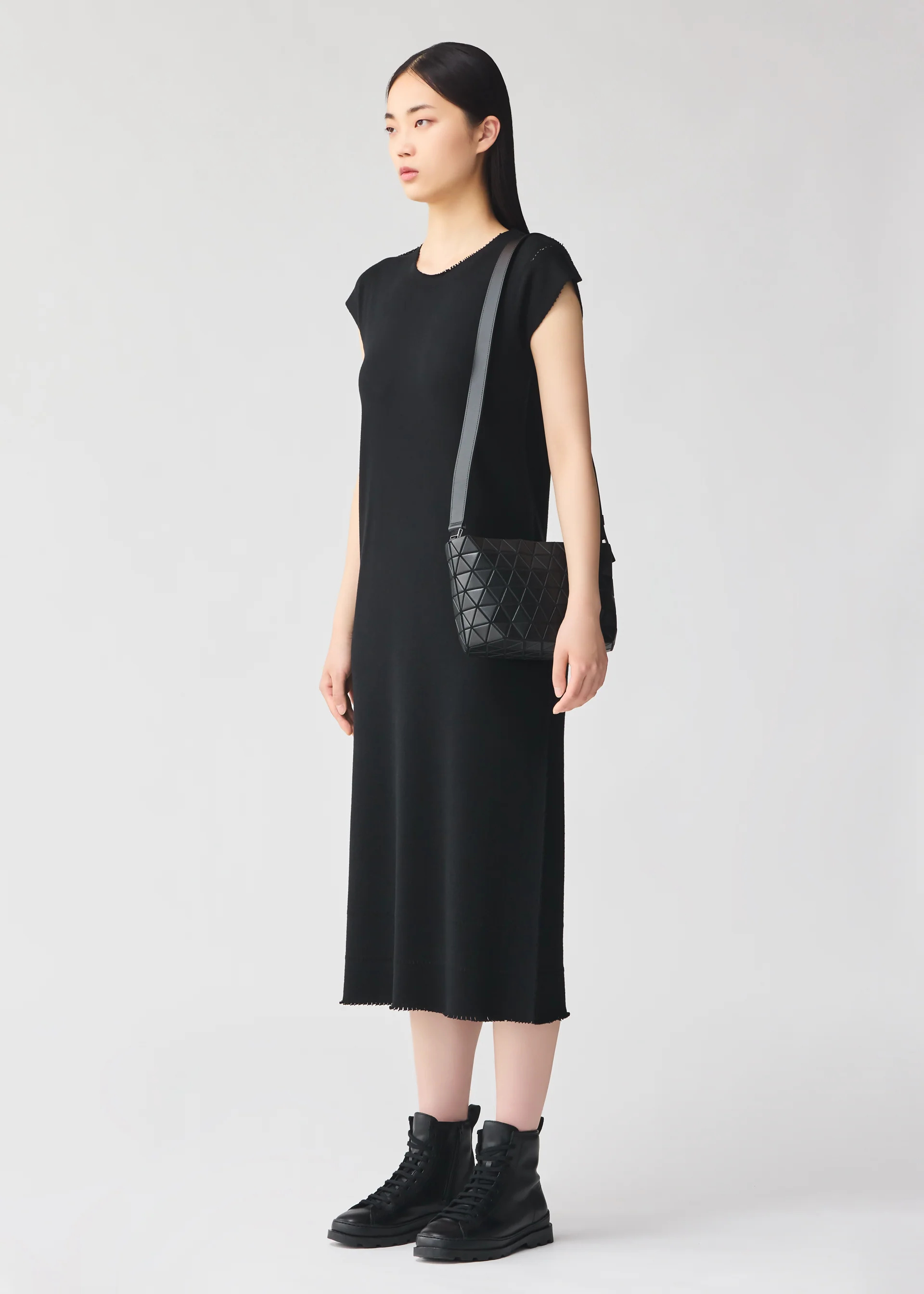 CRYSTAL MATTE SHOULDER BAG