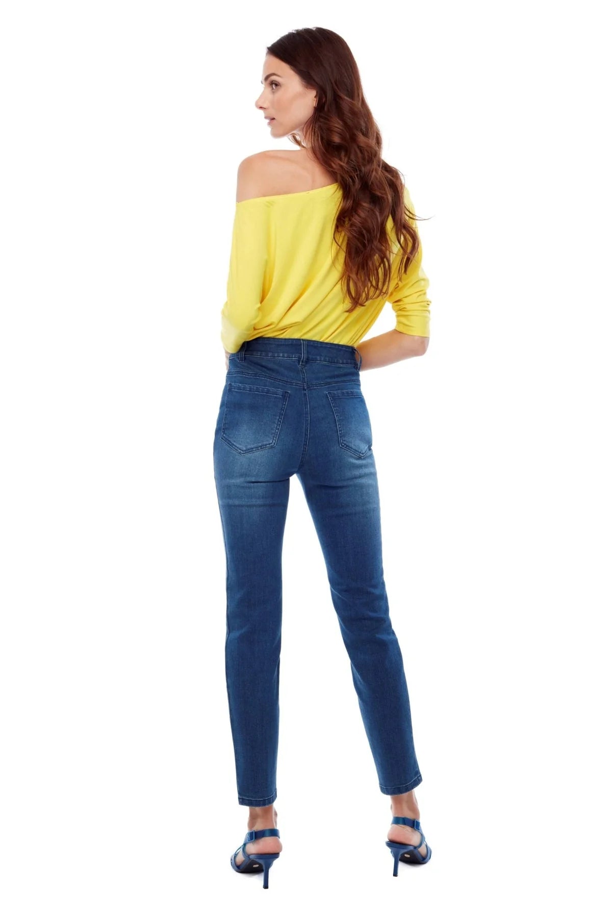 ‌ComfortWaist Ankle Jeans