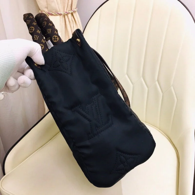 Louis Vuitton Onthego Gm Tote Bag- Black