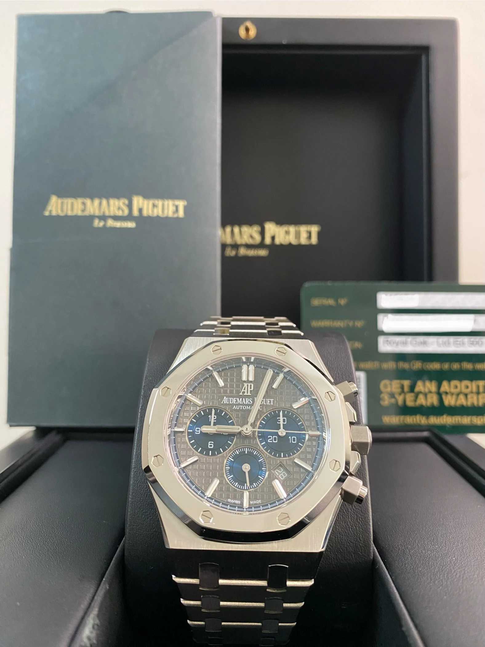 Audemars Piguet,Royal Oak Chronograph Royal Oak Chronograph - 41mm - Titanium Platinum Grey Dial - 26331IP *LIMITED TO 500PCS*