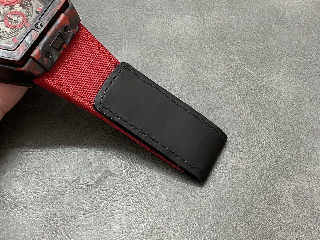 Hublot Big Bang 642.QV.0113.NR.CNY21 42MM