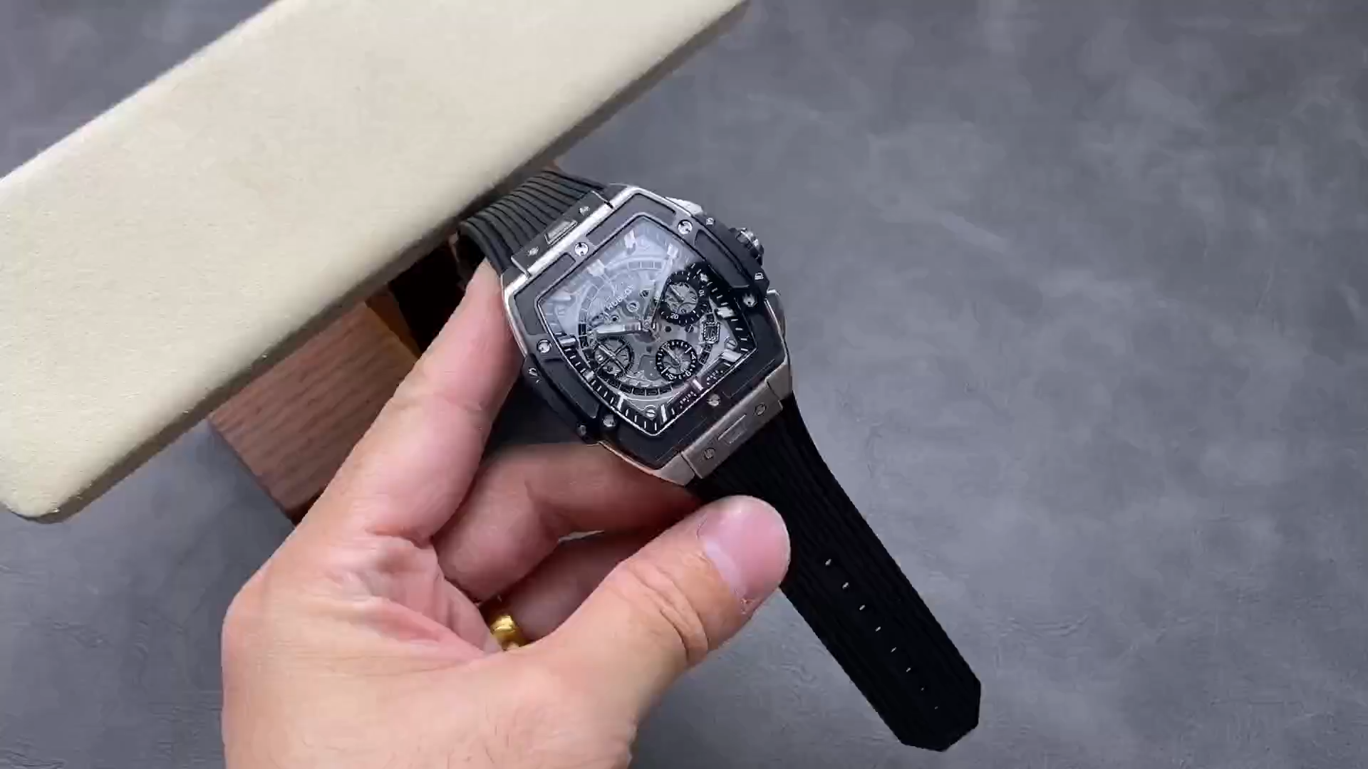 Hublot Spirit of Big Bang 642.NM.0170.RX 42mm Mens
