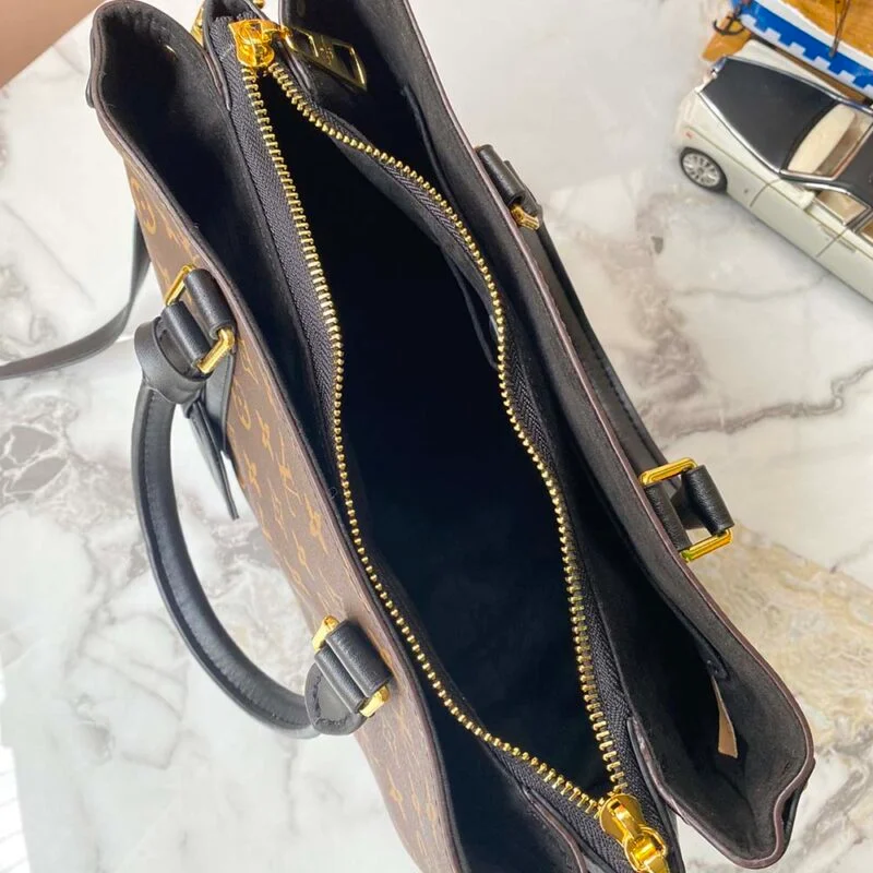 Louis Vuitton Monogram Canvas Soufflot Mm