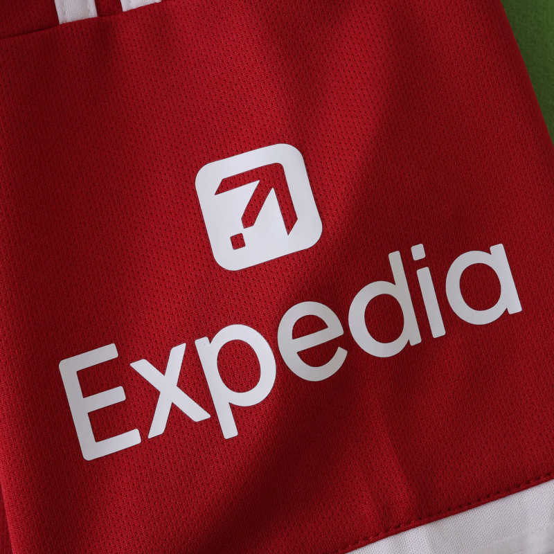 Liverpool Home Jersey 2025/26