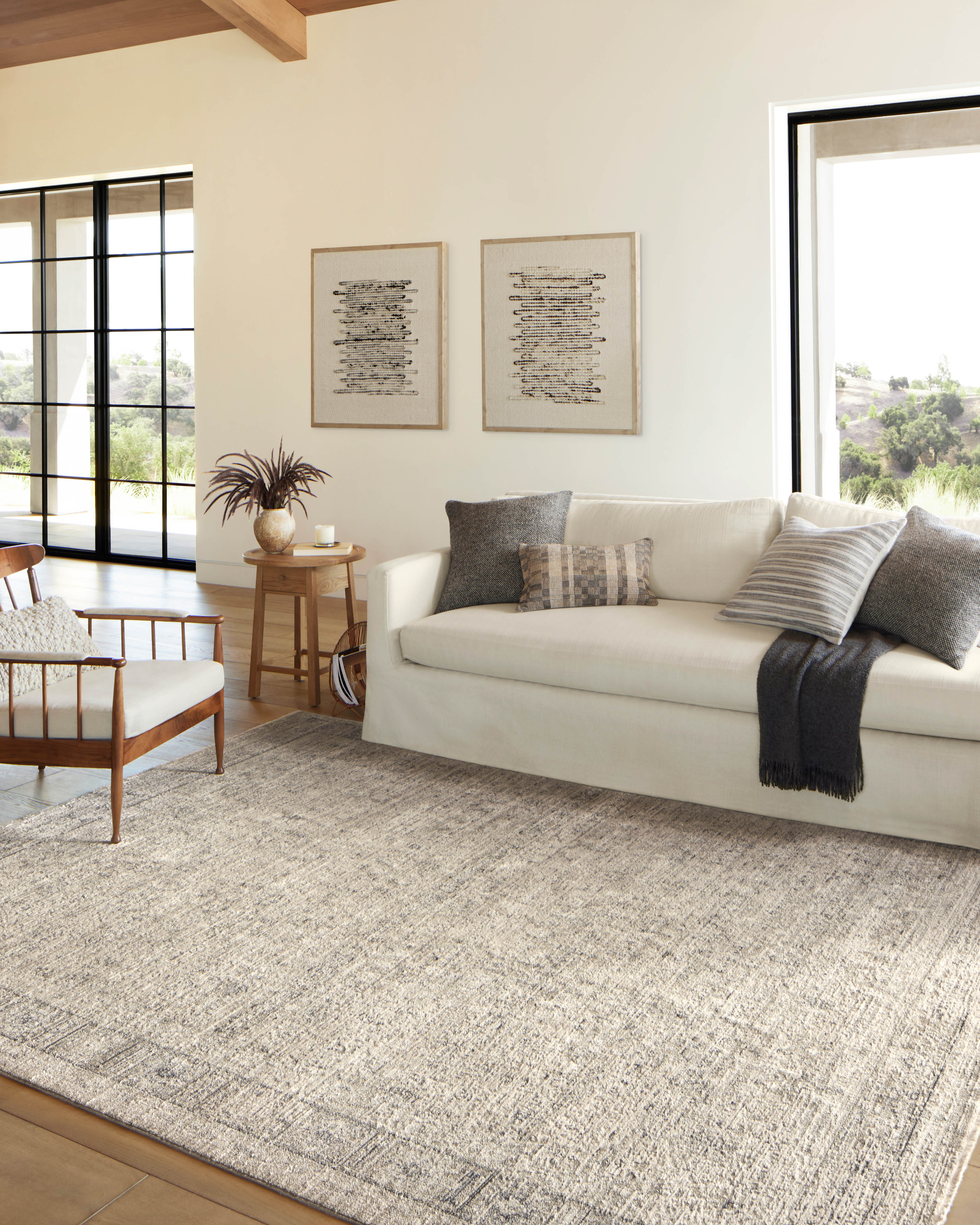 Alie ALE-03 Taupe / Dove Area Rug