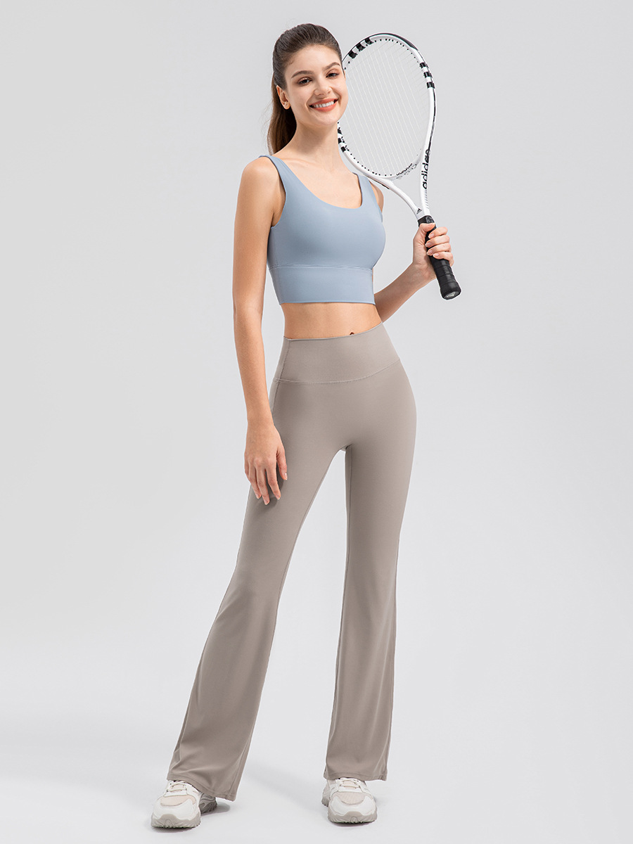 Breathable, high-waisted, hip-lifting, slightly flared yoga pants for women, with no embarrassing seams, perfect for sports and fitness.