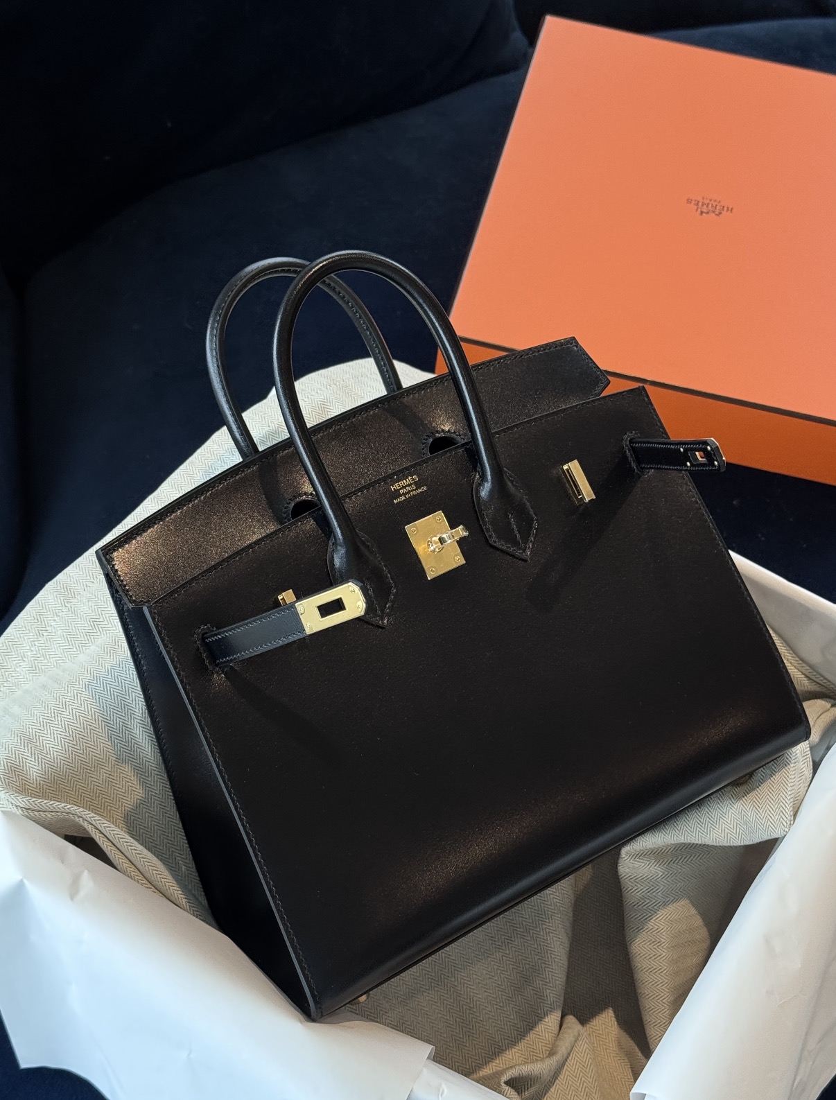 Birkin 25-35 Box Leather Black Gold Buckle Custom - Artisantouchss