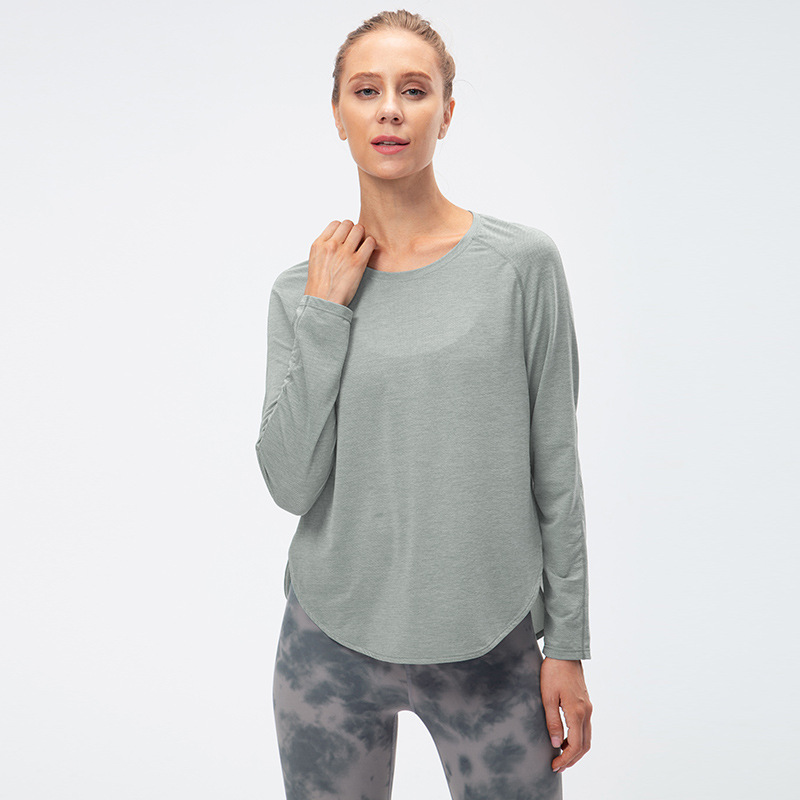 New autumn/winter loose-fitting long-sleeved sportswear for women, quick-drying and breathable fitness T-shirt, running slit yoga wear.