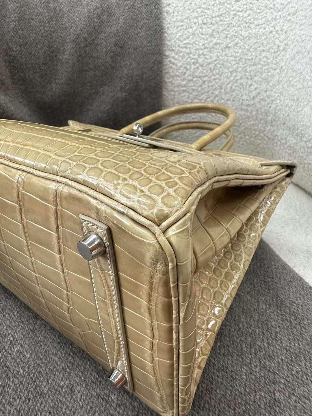 Hermes beige silver buckle shiny inverted V crocodile birkin 25-30CM customization